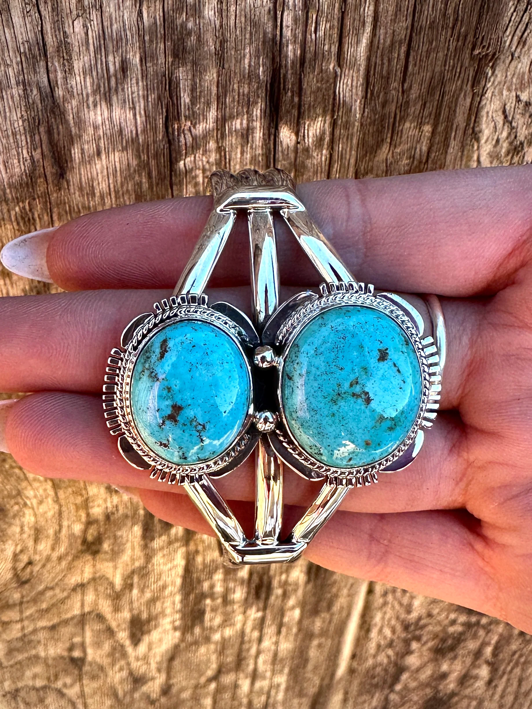 The Everlasting Cuff from Rodgers Estate - Image 2