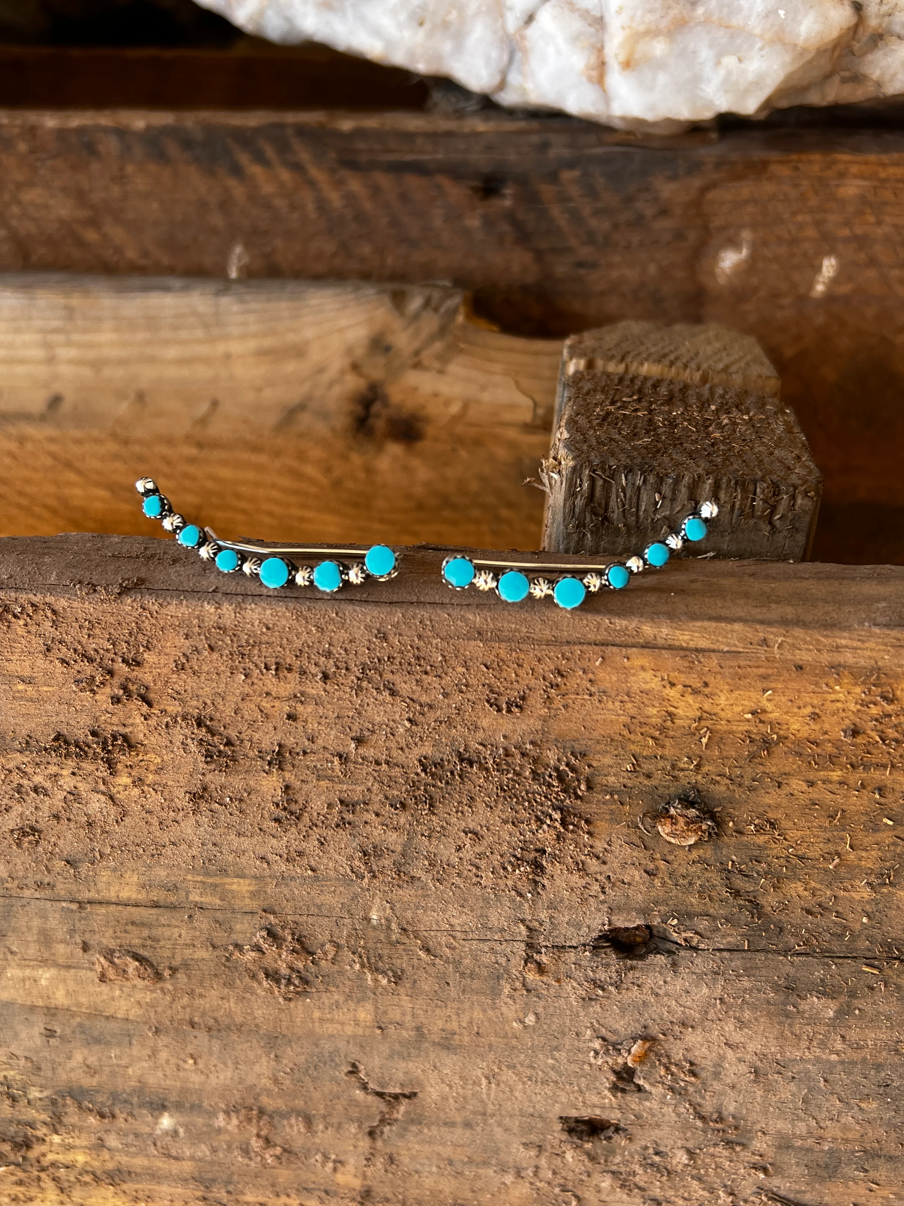 6 Shooter Ear Climber - Image 3