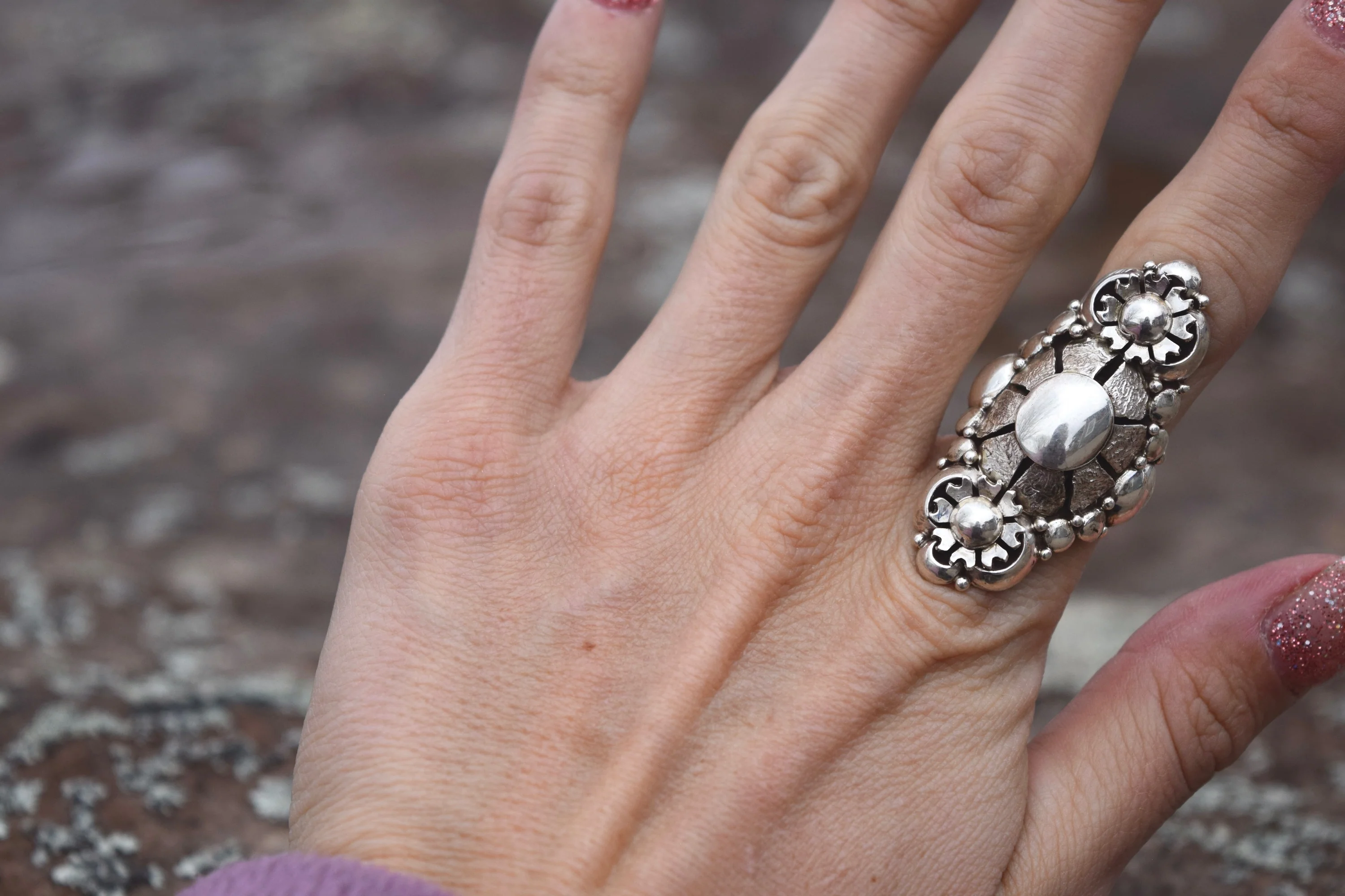 ALL SILVER CRAFTED FLORAL RING FROM THE RODGERS COLLECTION - Image 2
