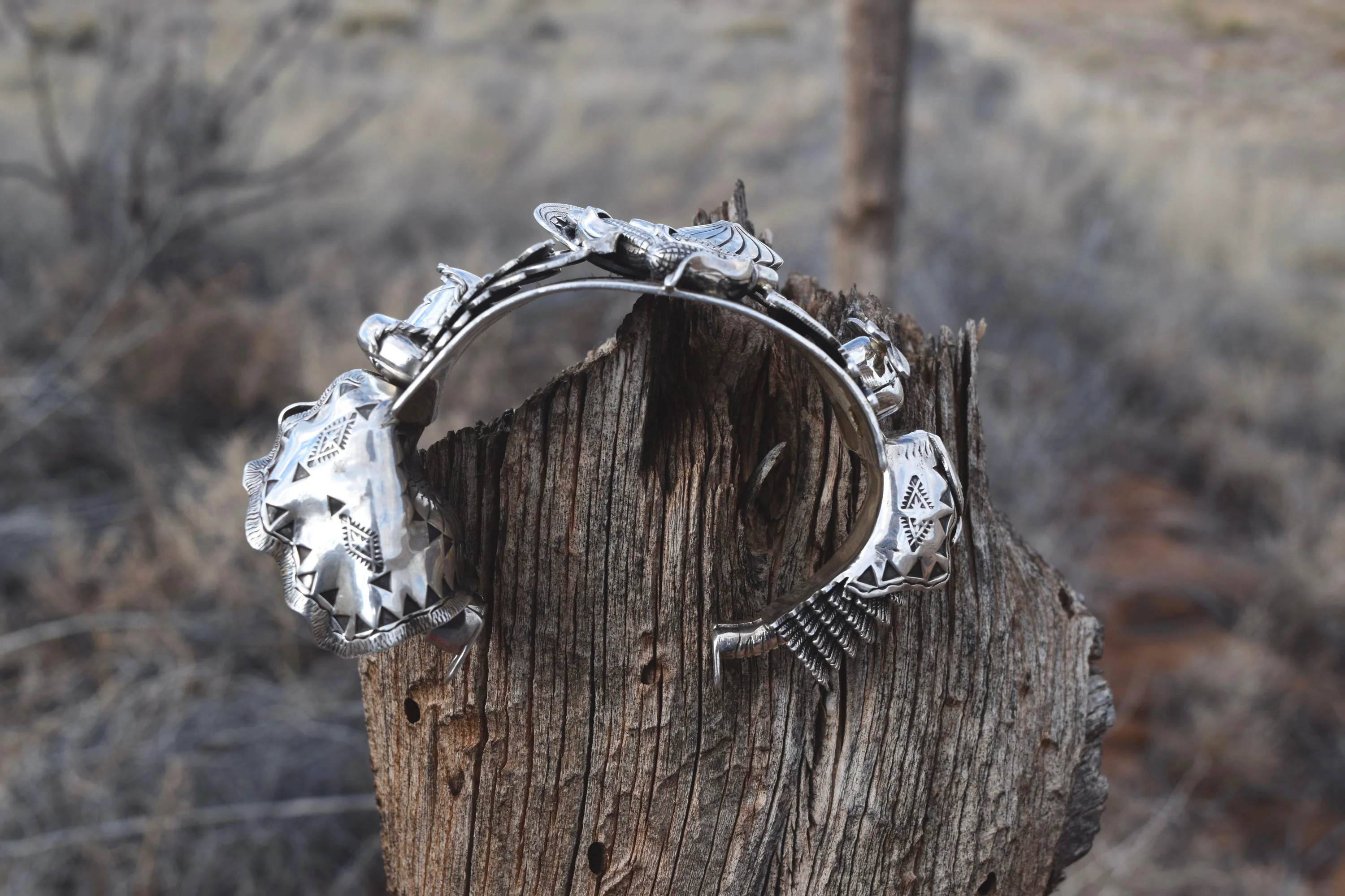 ALVIN VANDEVER HISTORY STORY MENS CUFF - Image 5