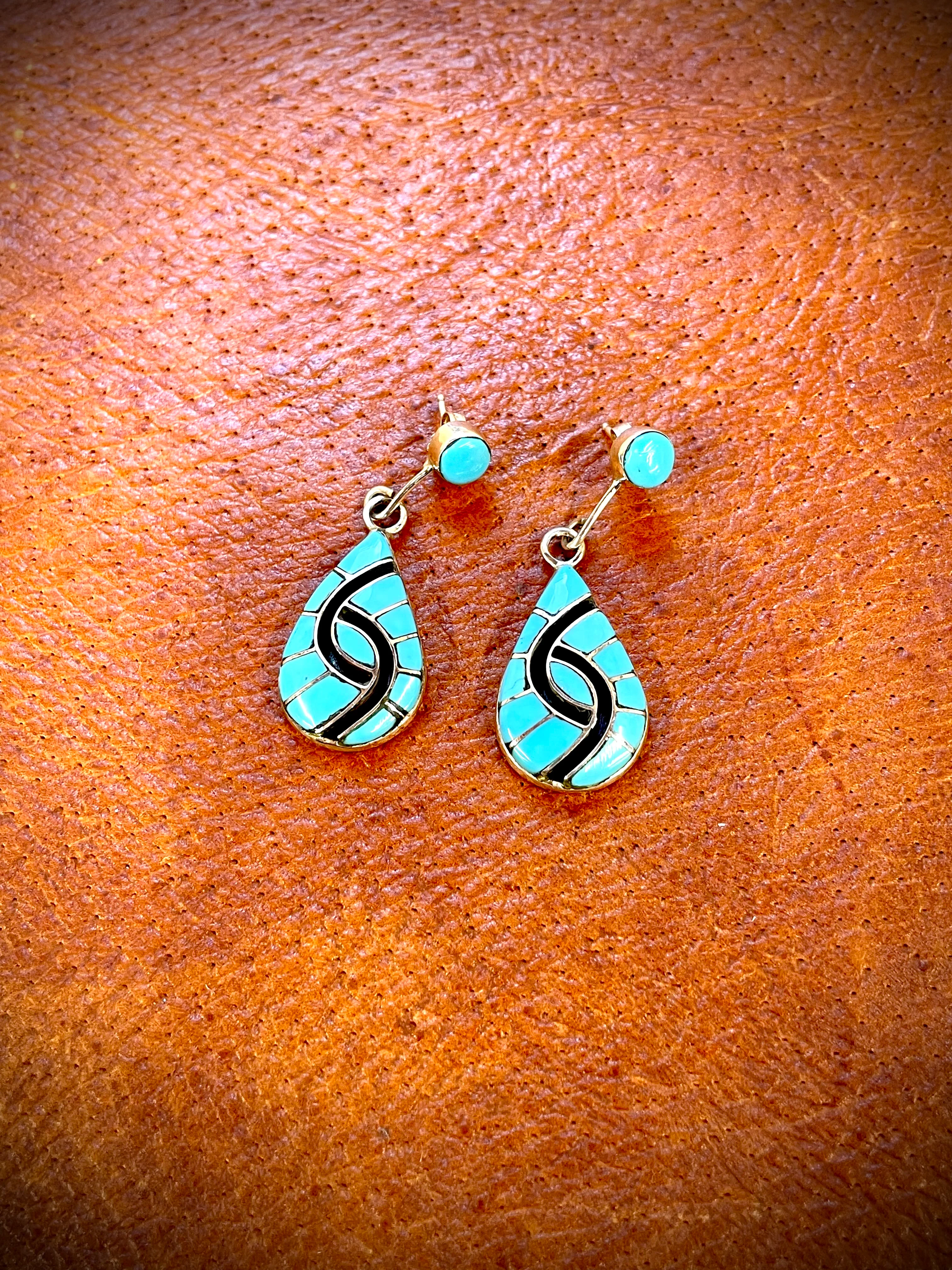 Amy Quandelacy Necklace and Earring Set - Image 4