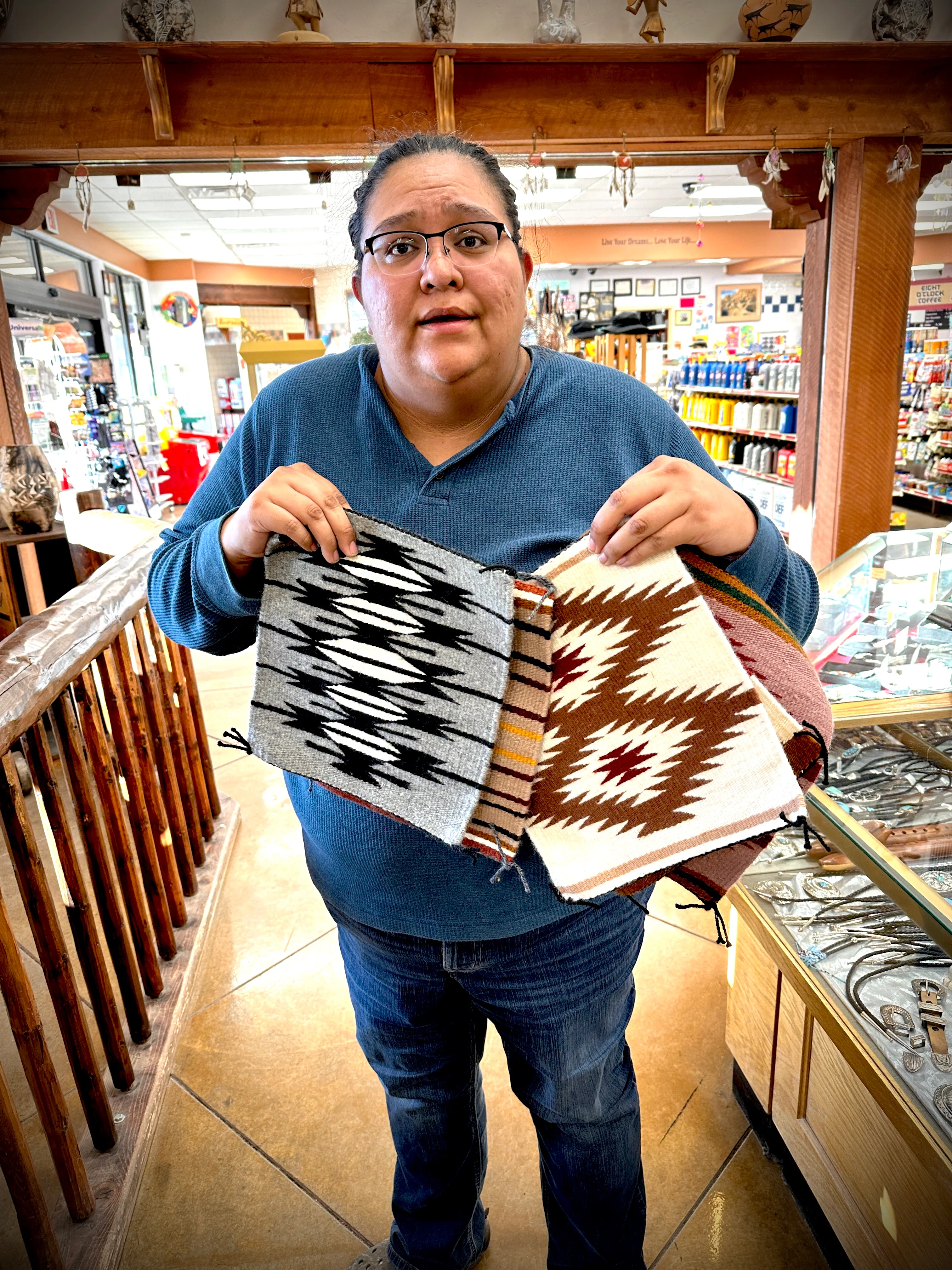 Handwoven Alter Rug - Image 8
