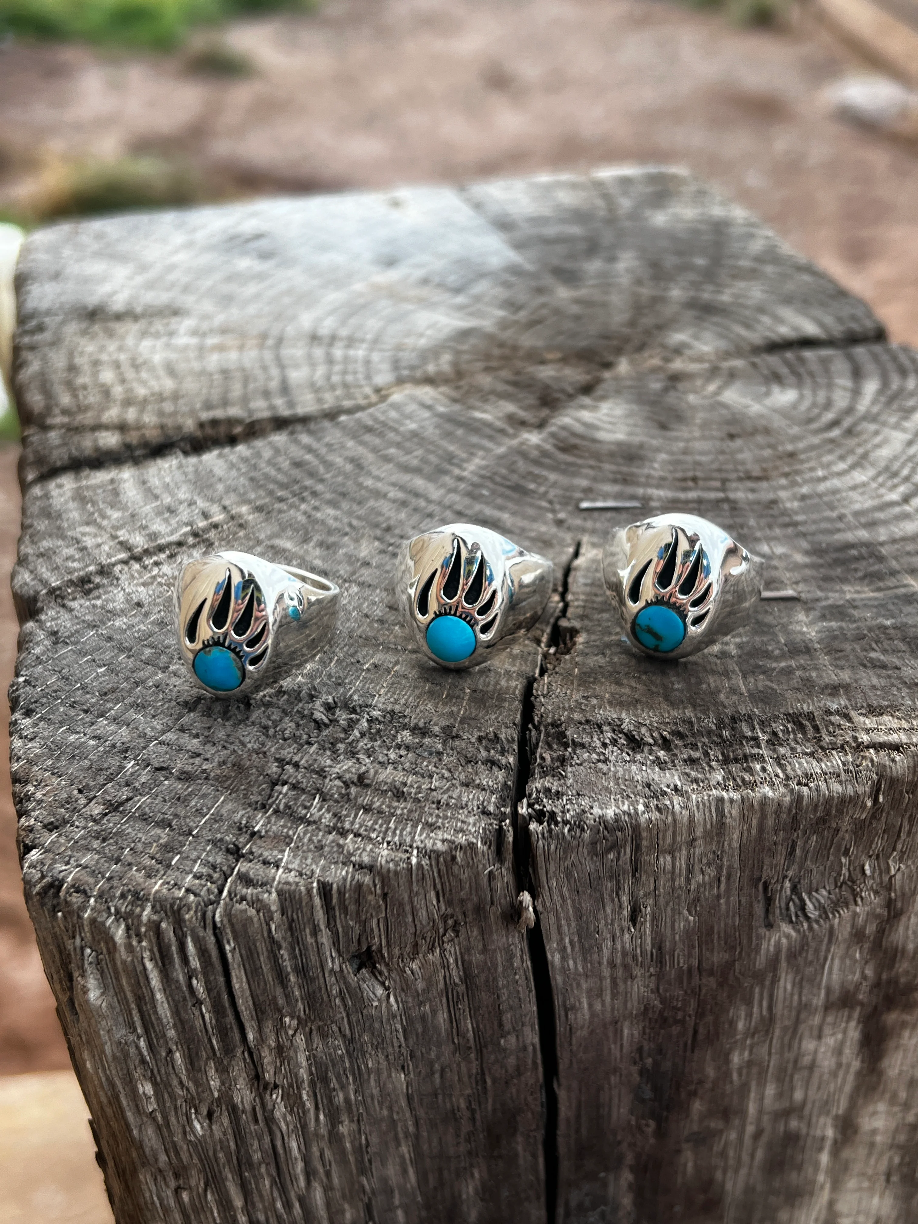 Bear Claw Turquoise Men's Ring - Image 3