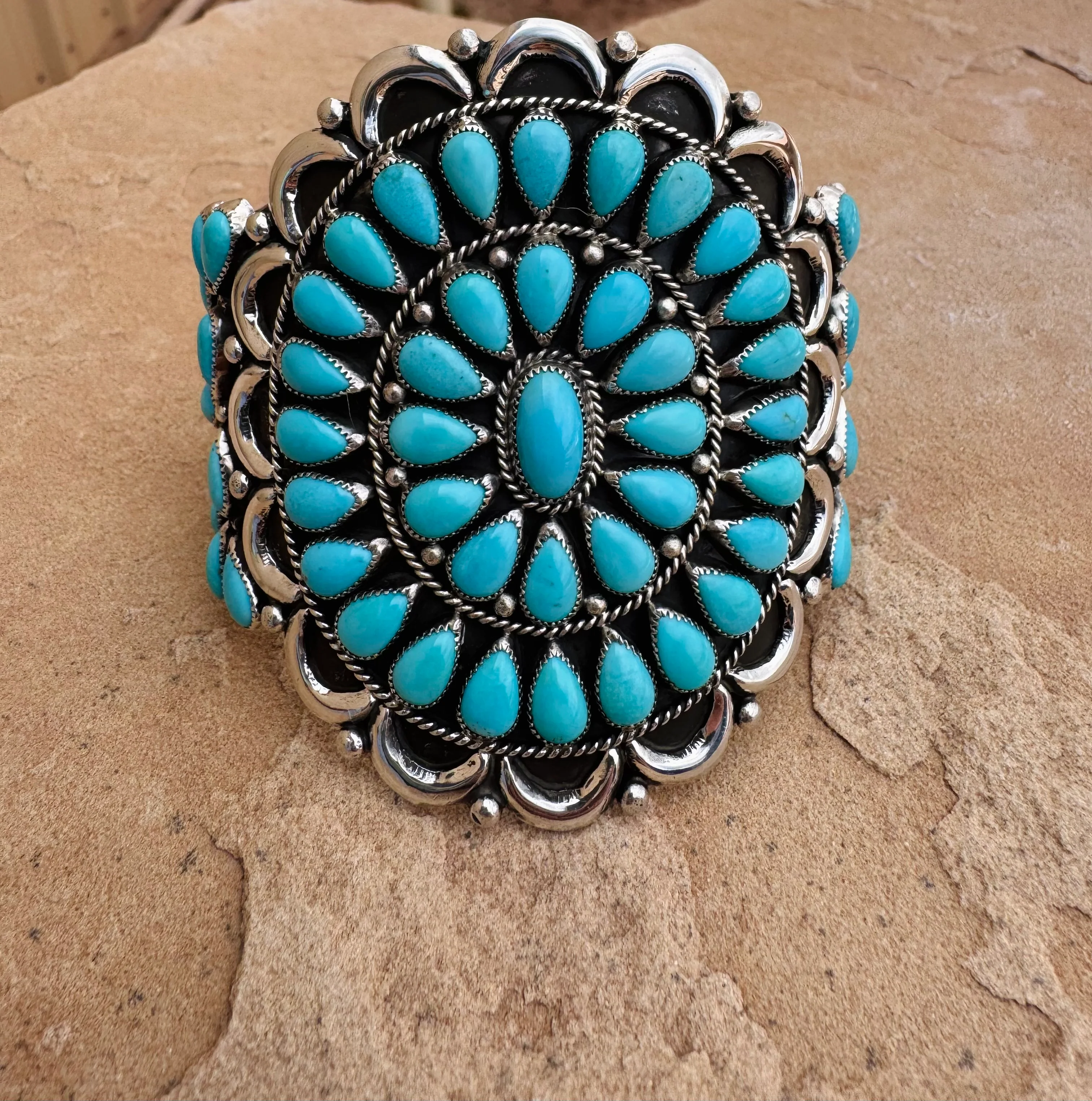Ceremonial Turquoise Cluster Cuff - Image 2