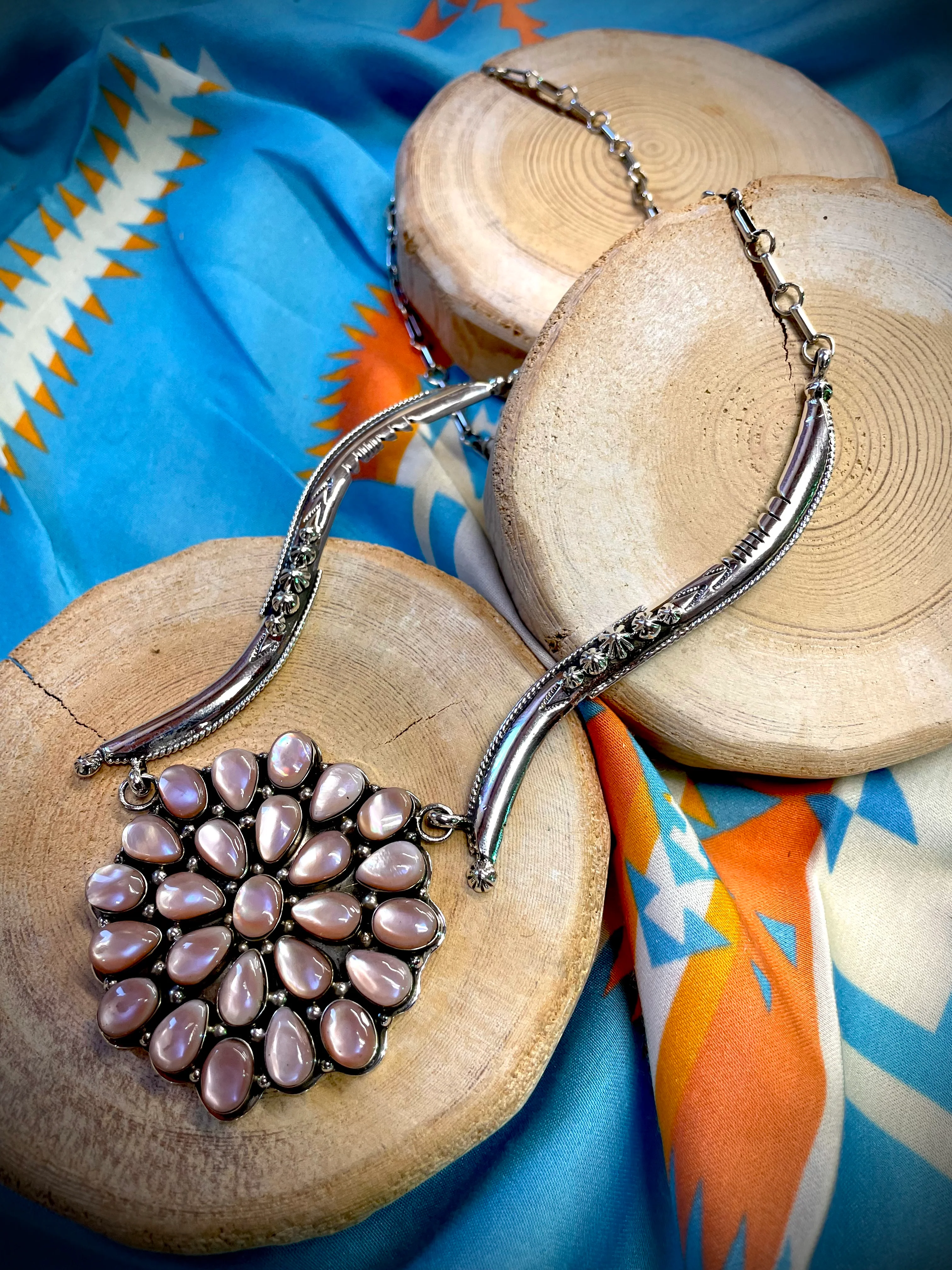 Chaco Canyon Pink Mussel Shell Cluster Necklace - Image 2