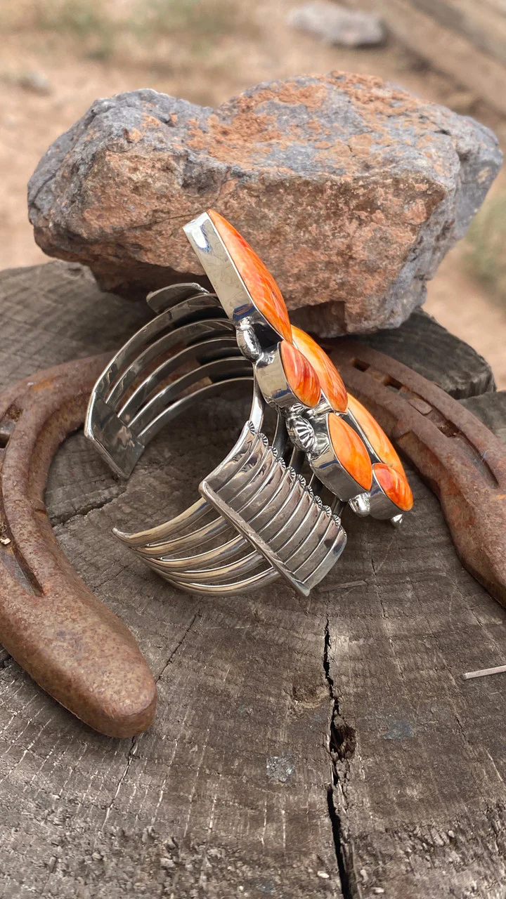 Chaco Canyon Spiney Orange Cluster Cuff - Image 4