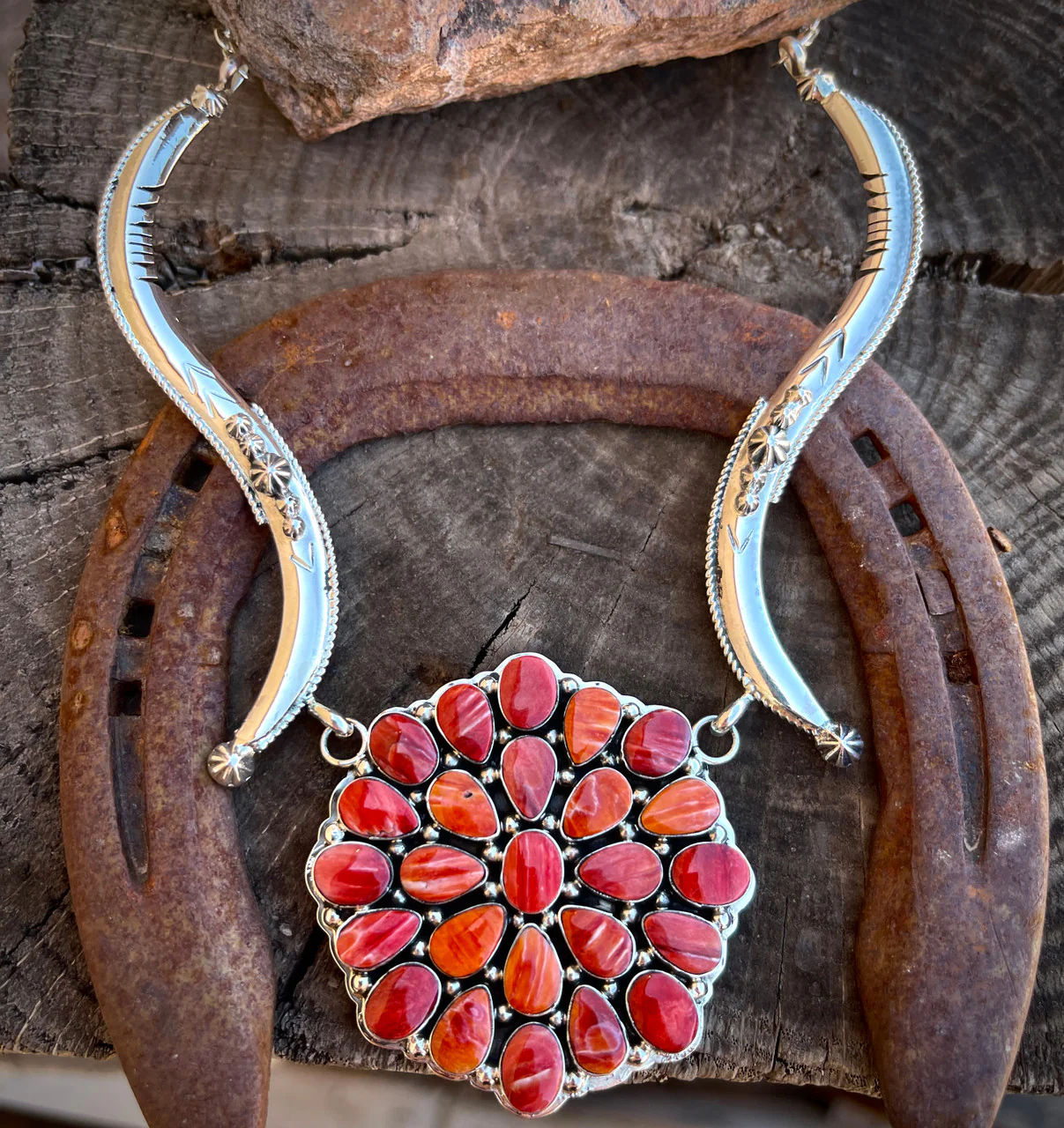 Chaco Canyon Spiny Cluster Necklace - Image 4