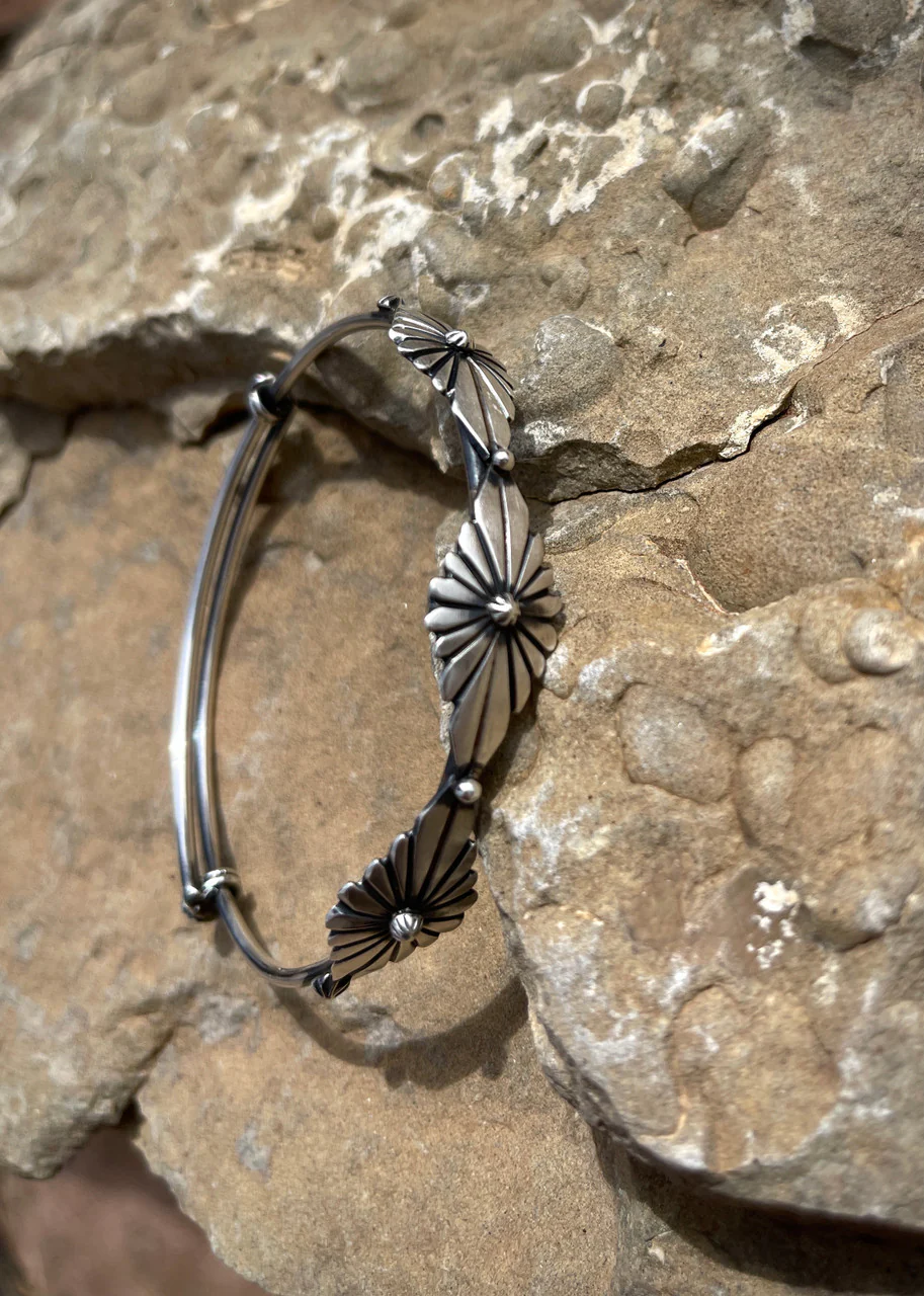 Chaco charm bangle - Image 2