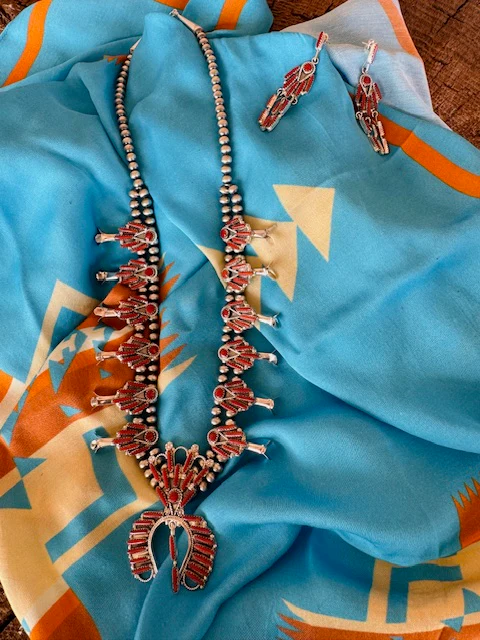 Coral Naja Squash Blossom Necklace and Earrings Set - Image 2