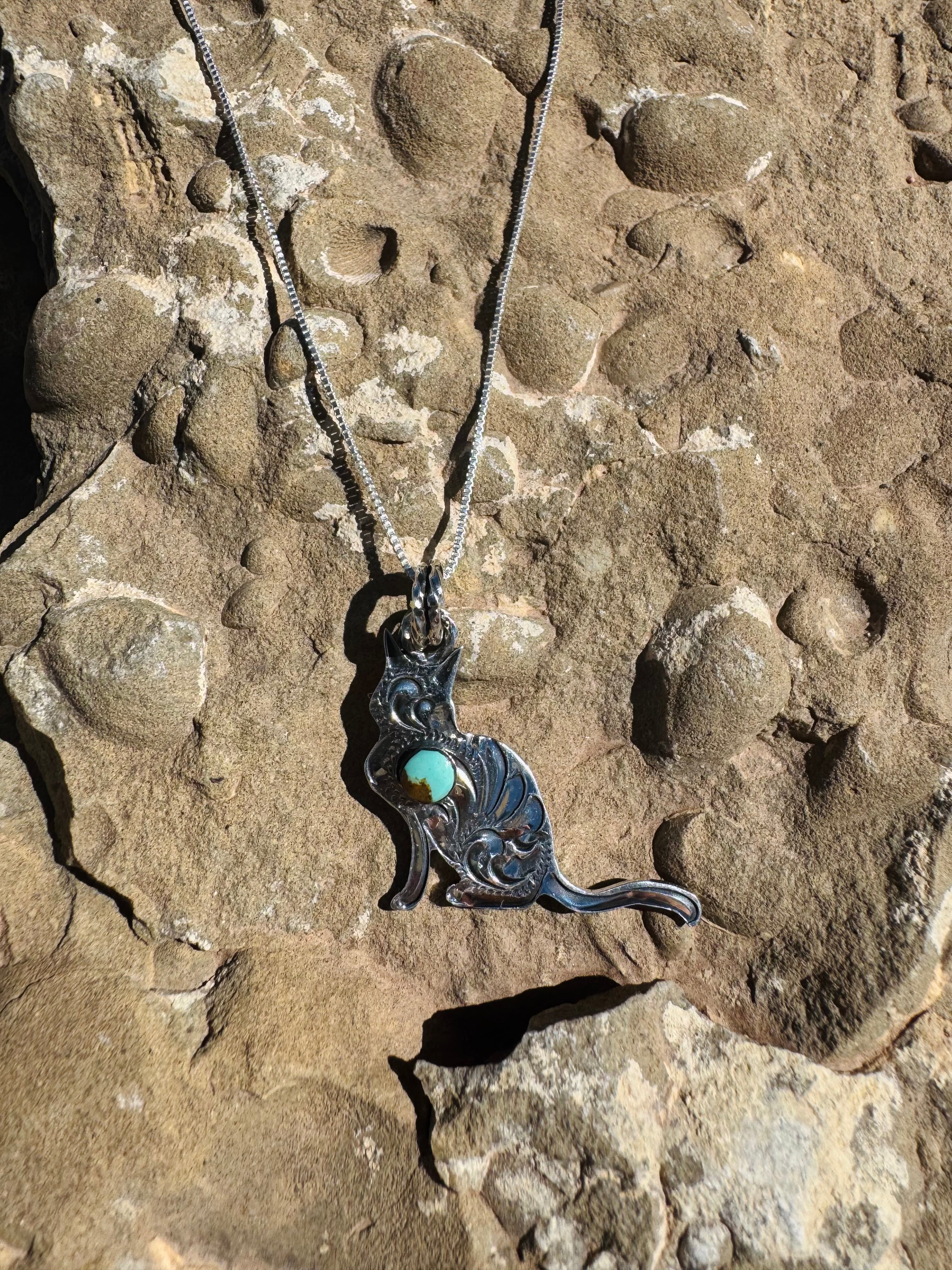 Curiosity's Cat Pendant - Image 3
