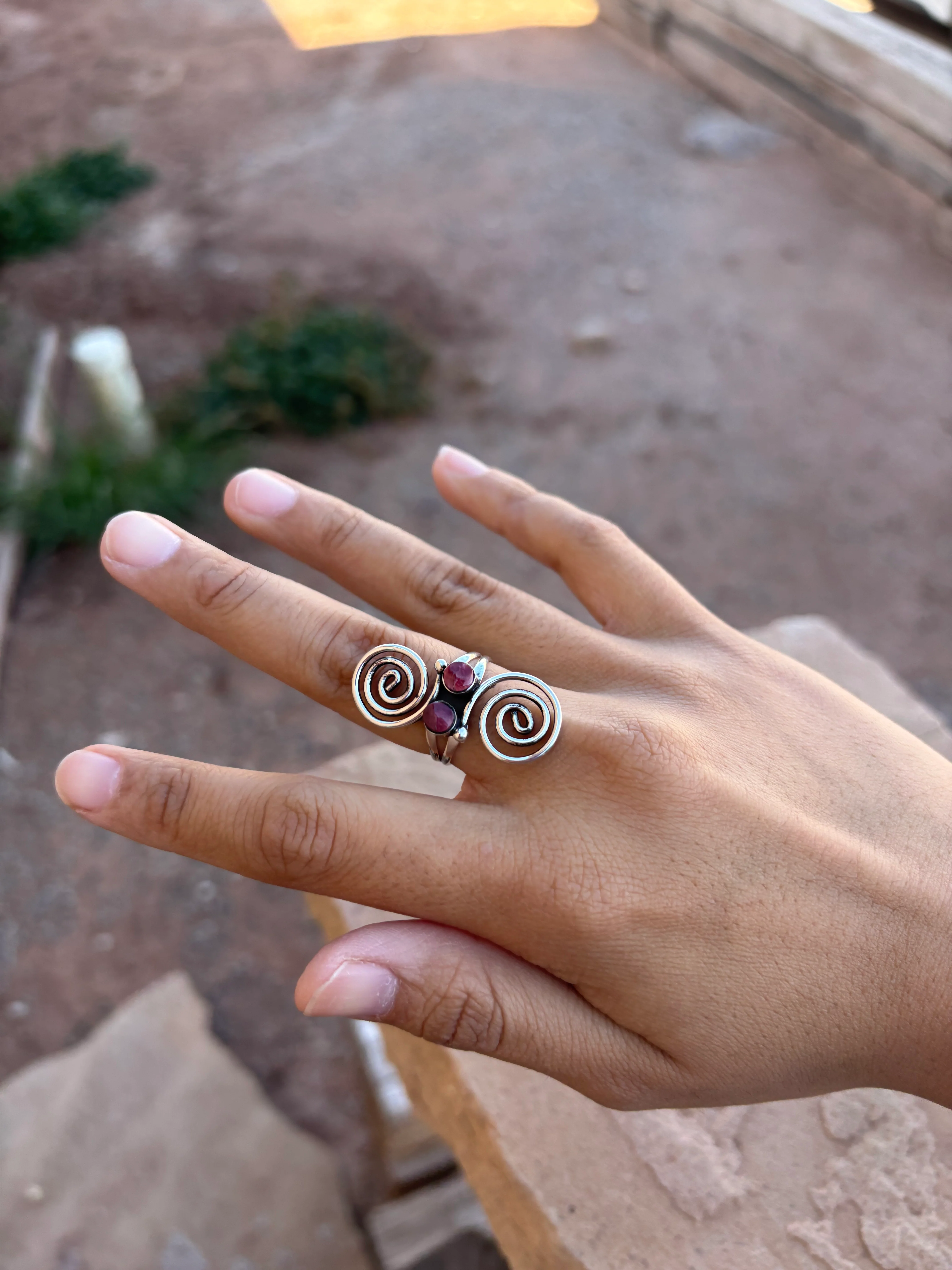 Double swirl ring - Image 2