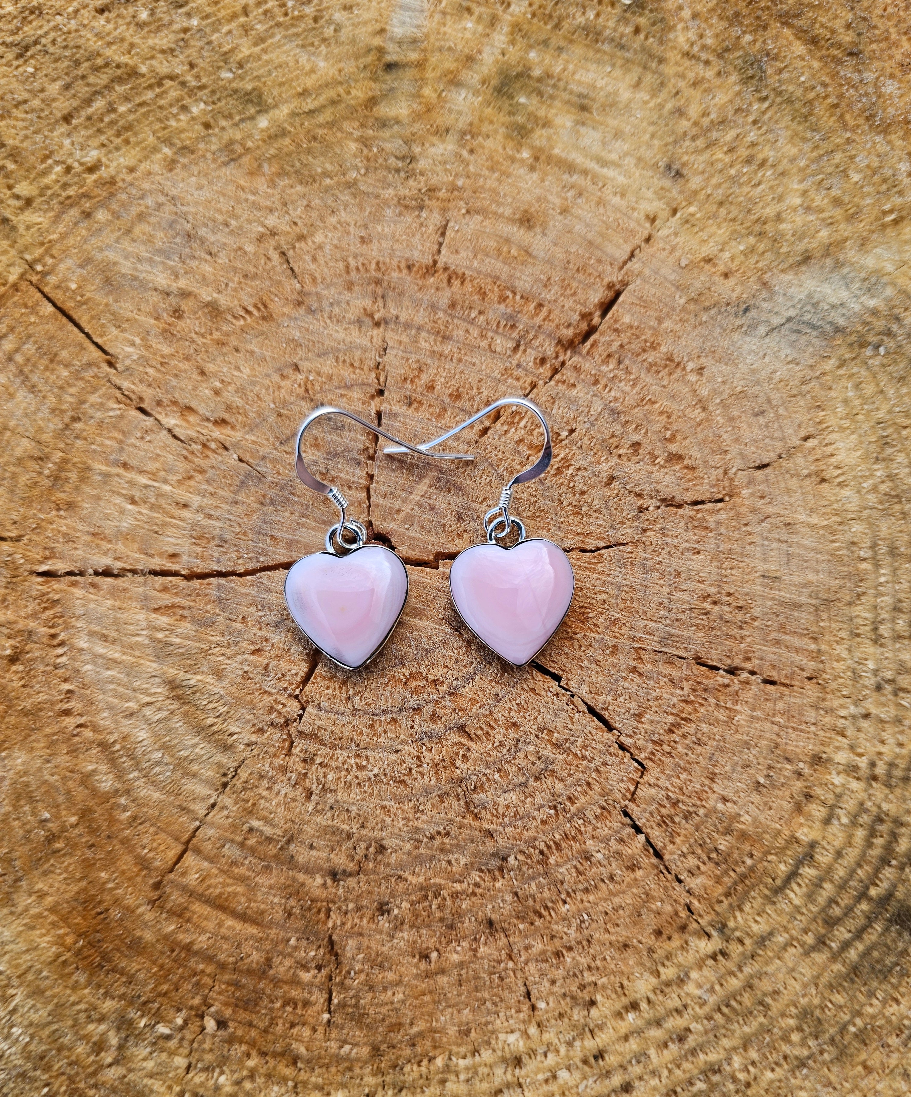 Enlighten Heart of Pink Conch Earrings - Image 2