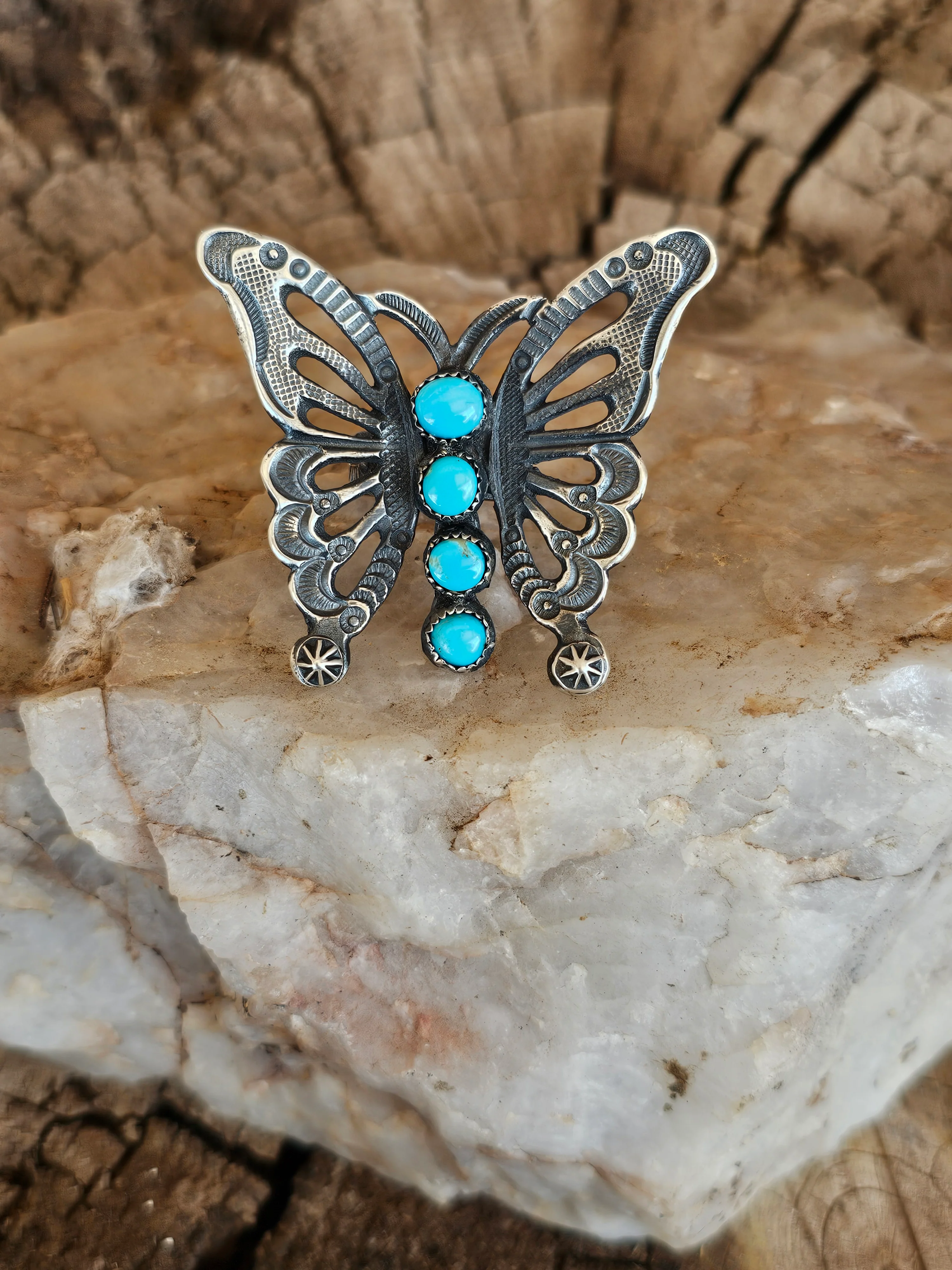 Flutter Me Up Gem Rings - Image 4