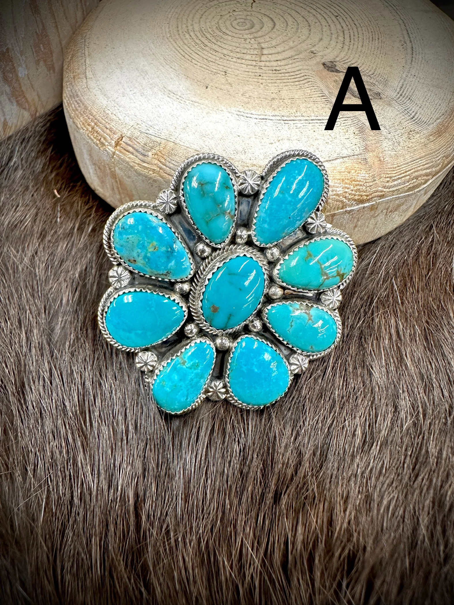 Gotta Have It Medium Cluster Ring - Image 3
