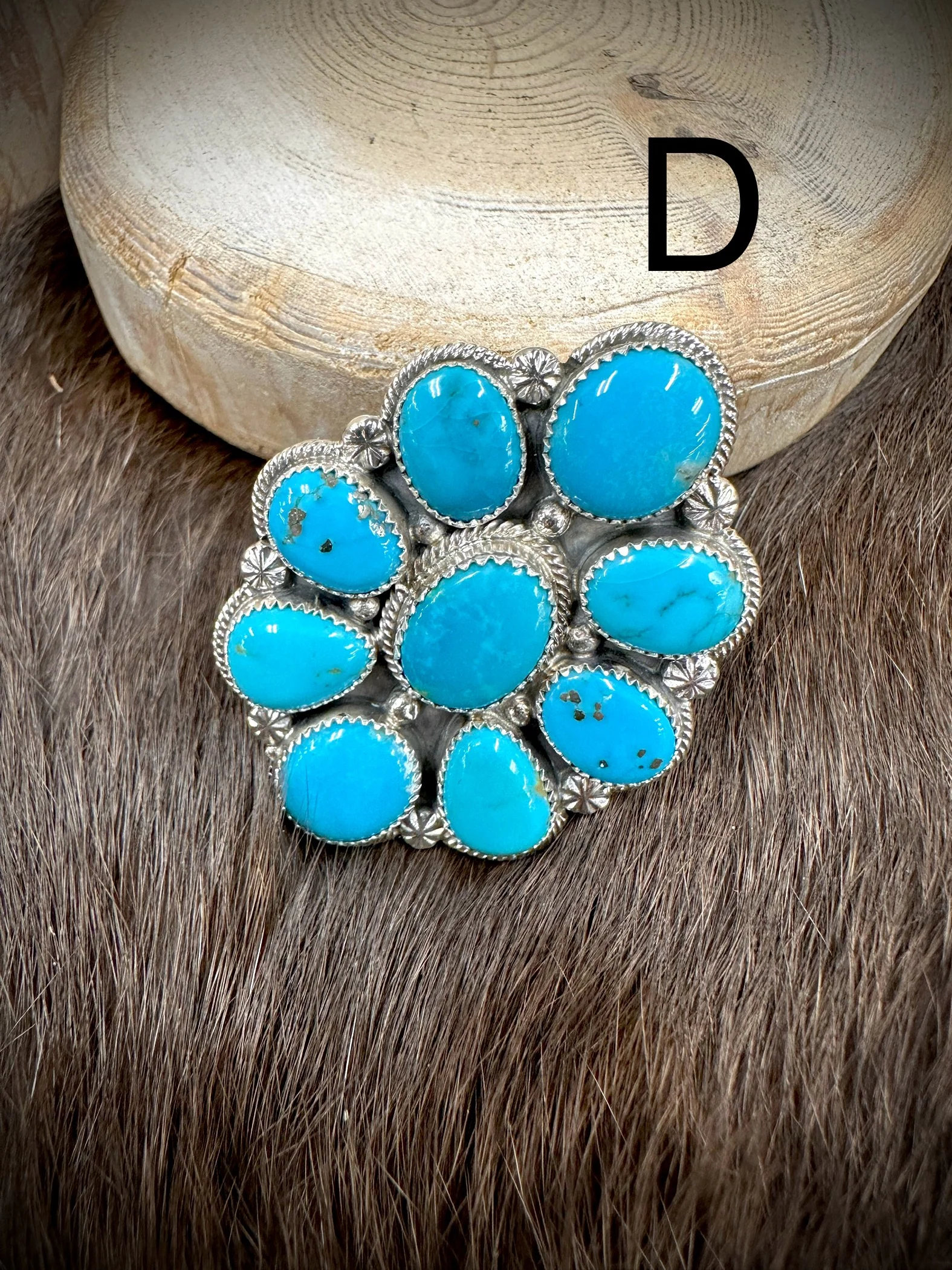 Gotta Have It Medium Cluster Ring - Image 6