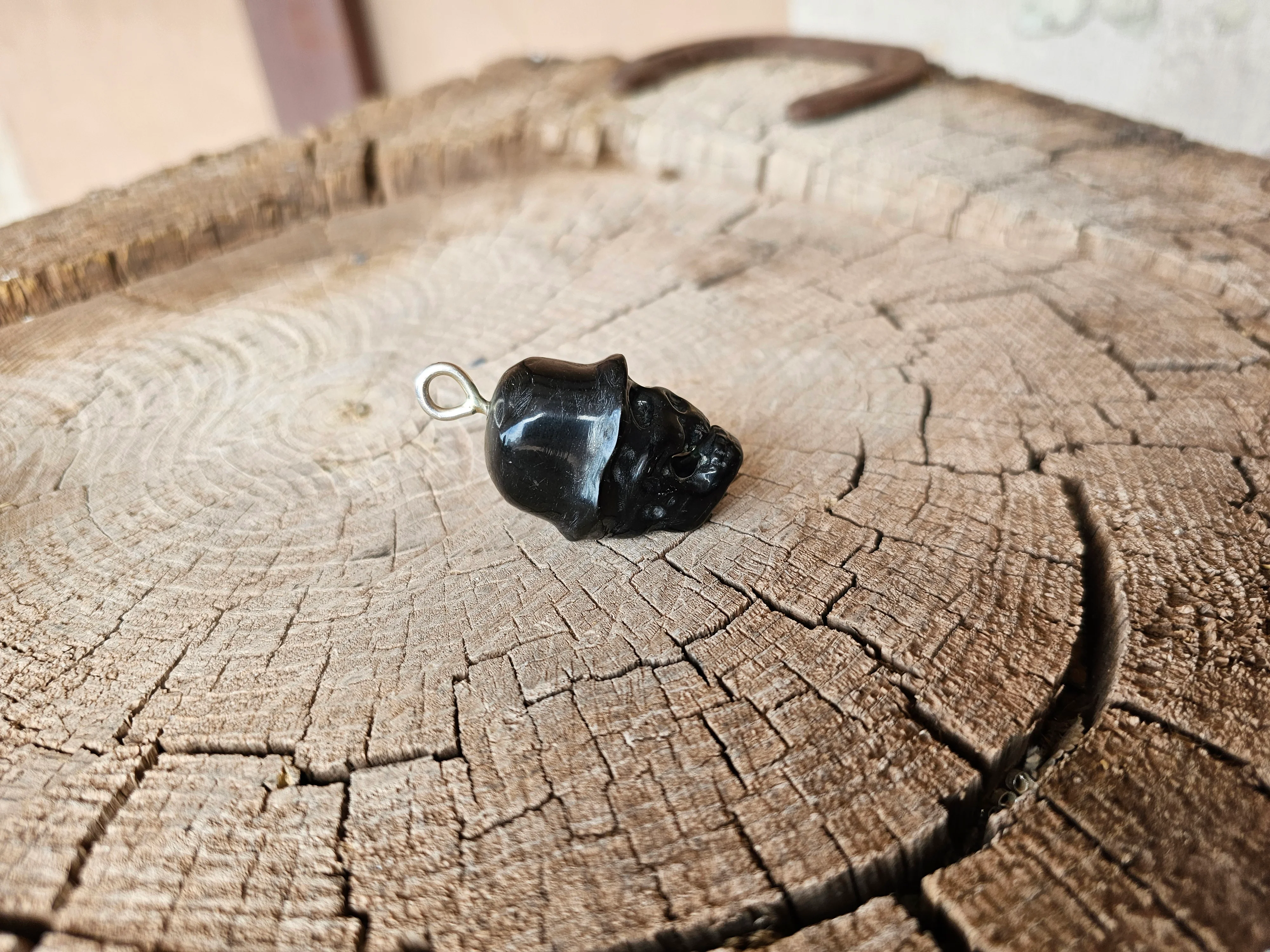 Hand Carved Stone Skull - Image 12
