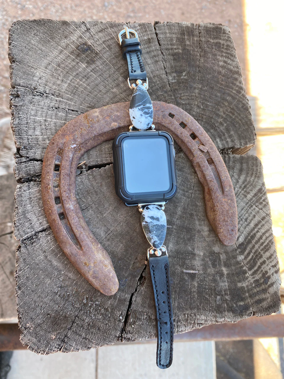 Howlite Apple Watch - Image 4