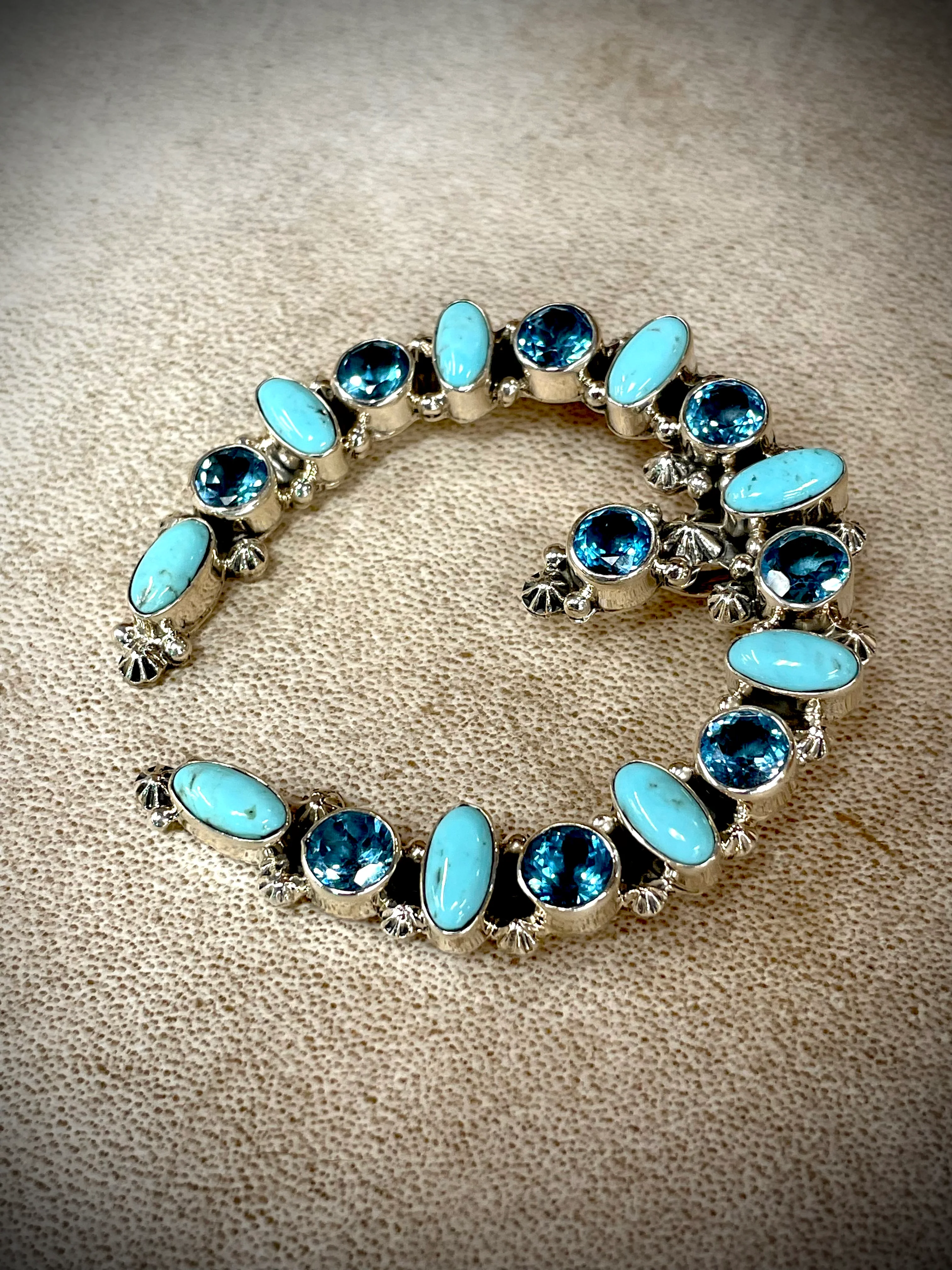 Lorretta Delgarito Turquoise and Blur Topaz Naja - Image 3