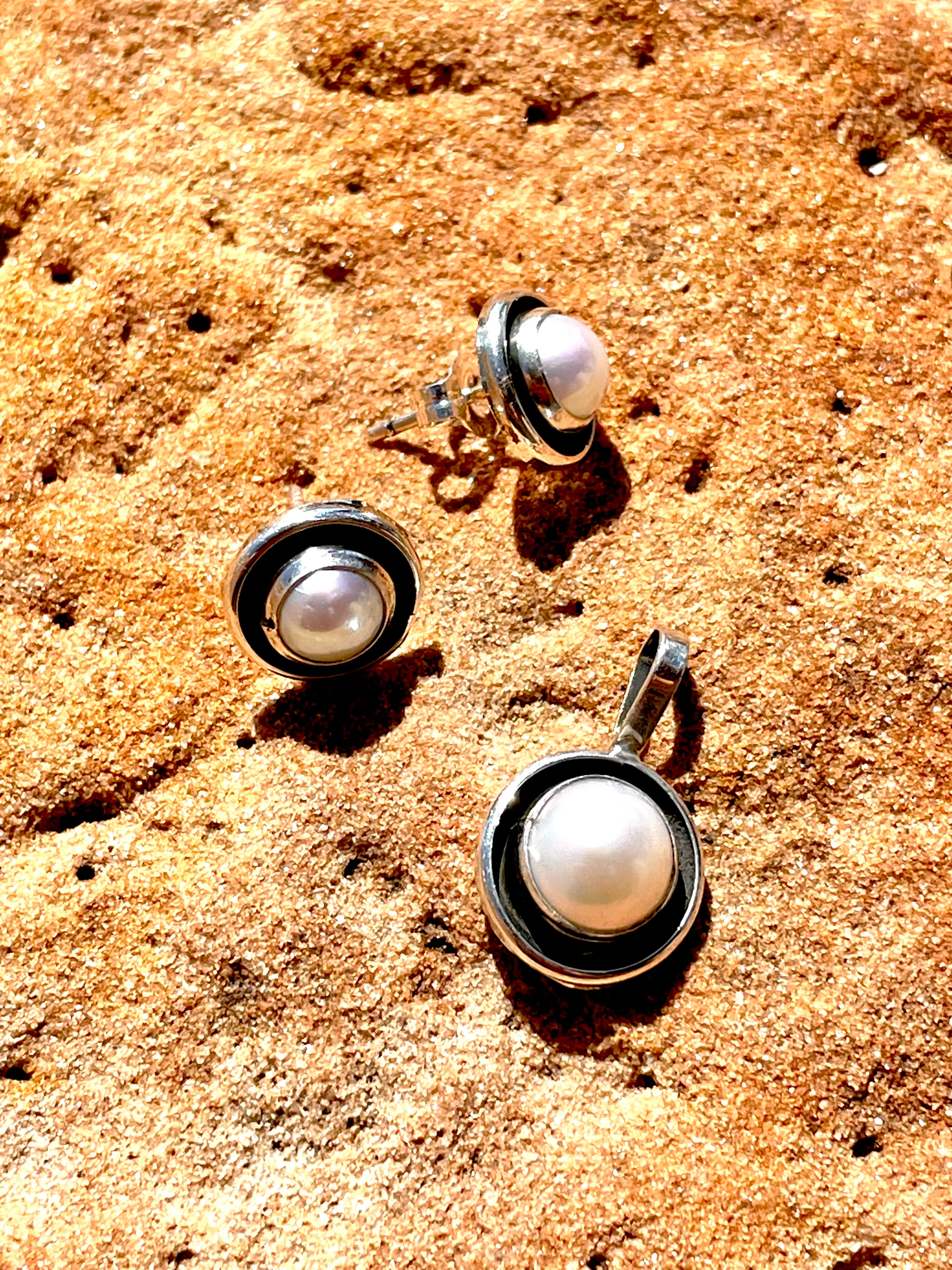 Mother Of Pearl Christmas Set - Image 3