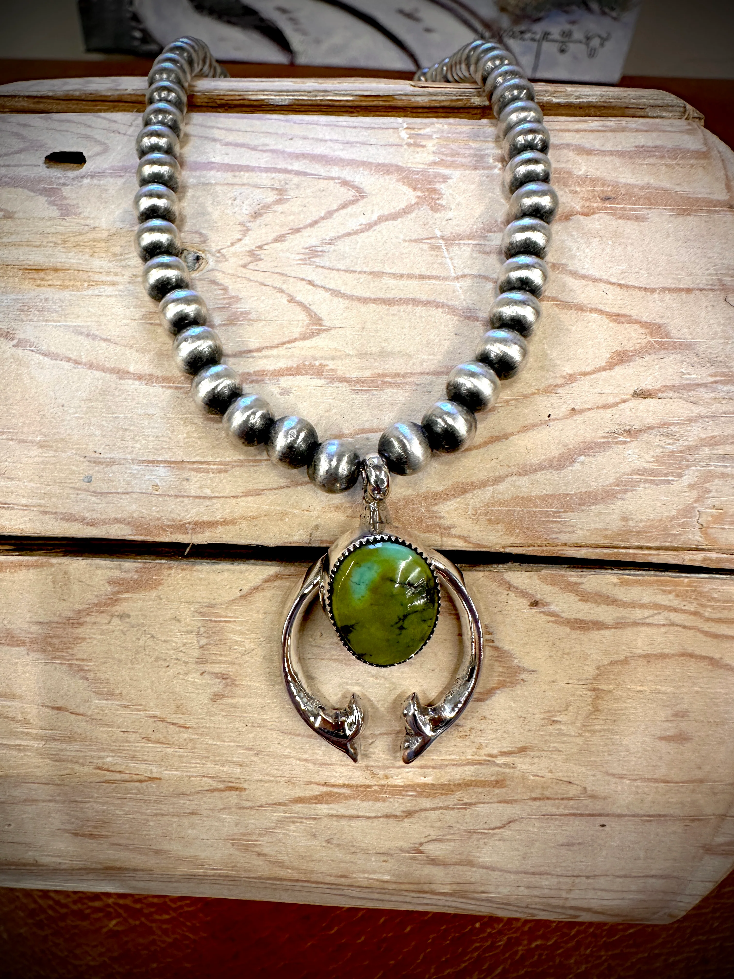 Navajo Pearls with Naja and Turquoise Pendant - Image 3