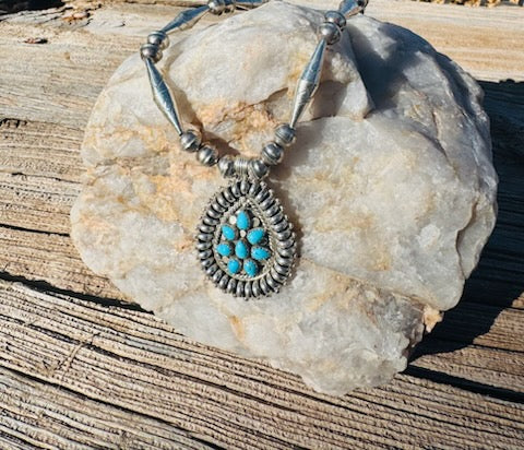 Naja Beaded Necklace - Image 4