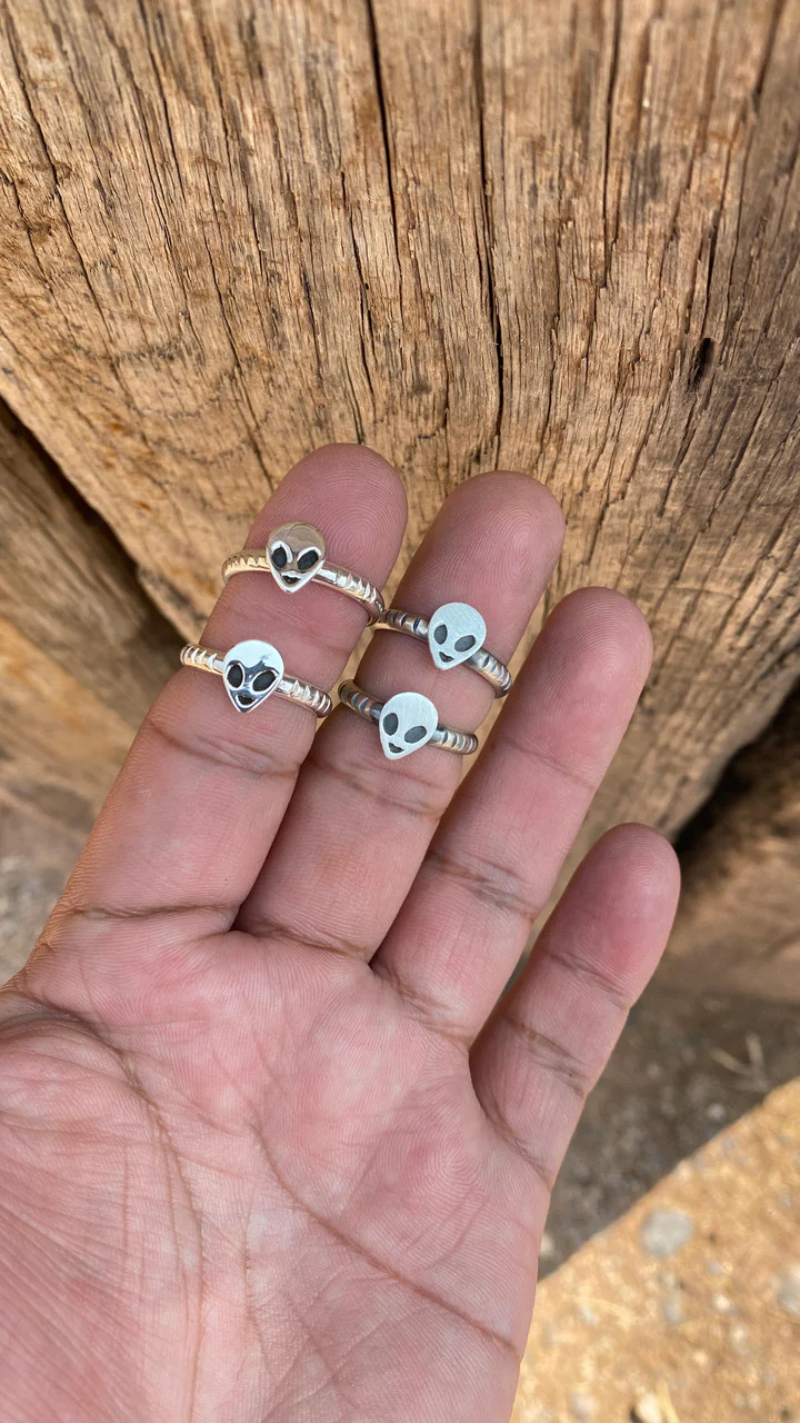 Out of this world!! Alien Head Rings (High Shine or Old Style) - Image 3