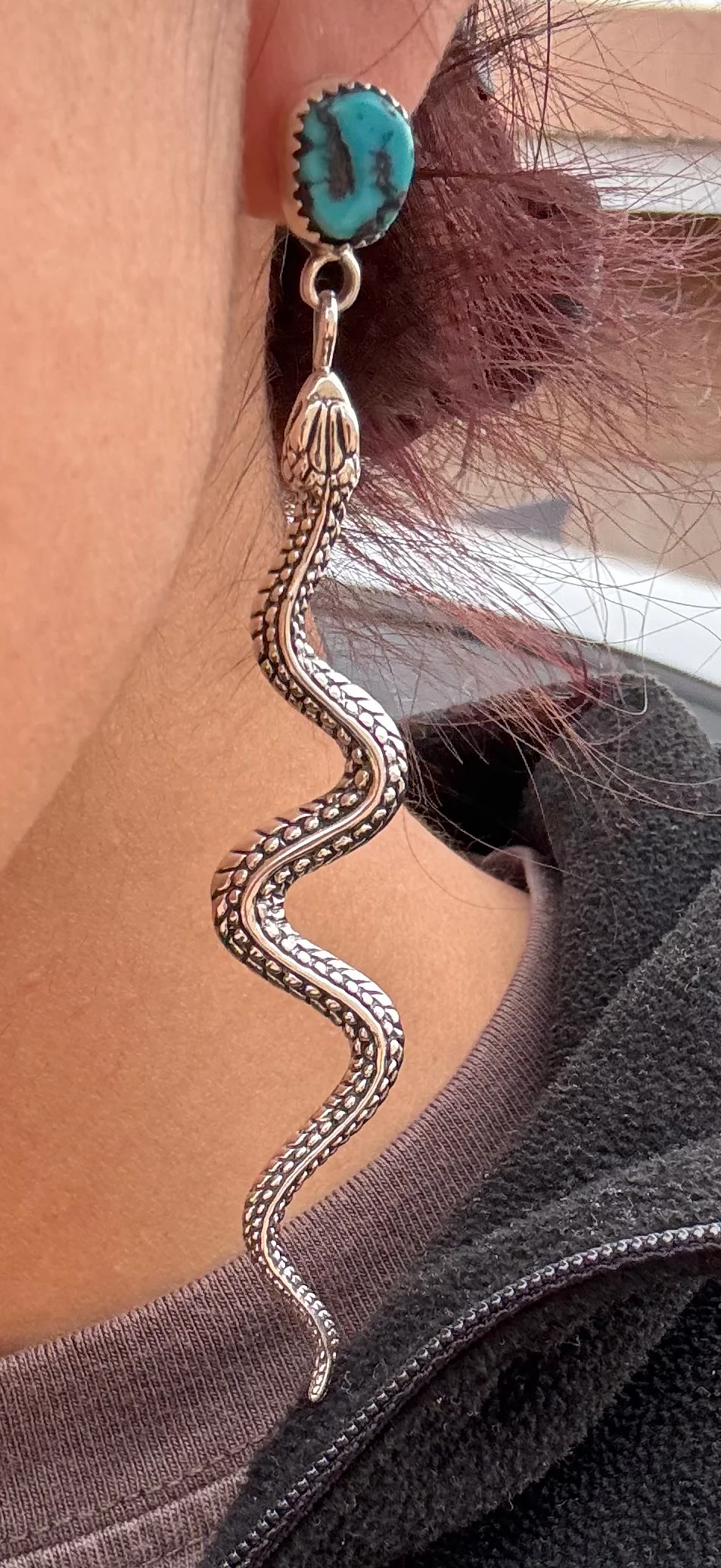 Pop of snake earrings - Image 2