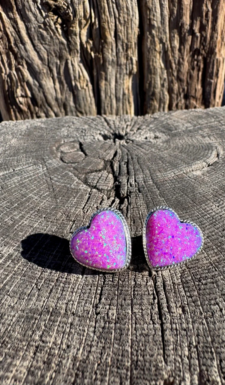 Pretty, Pretty Barbie Heart Earrings - Image 3