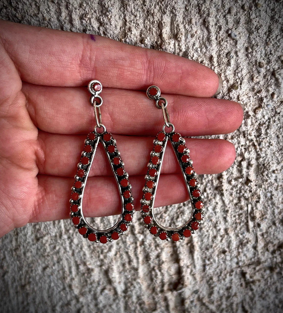 Rare Zuni Pear Hoop Coral ~Mini~ - Image 2