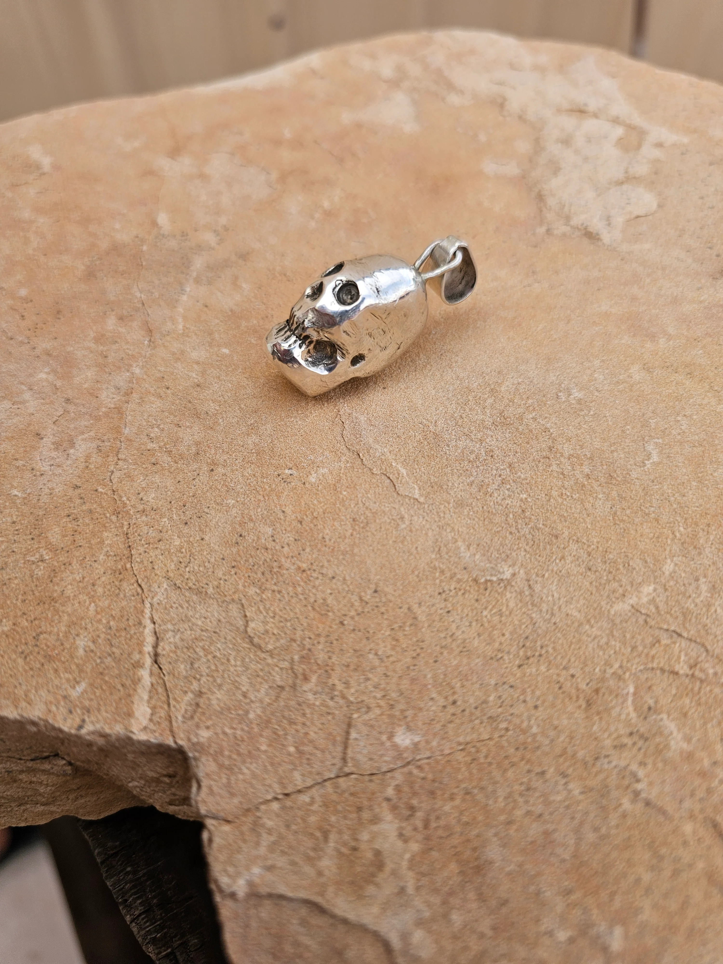 Sterling Silver Carved Skull - Image 4