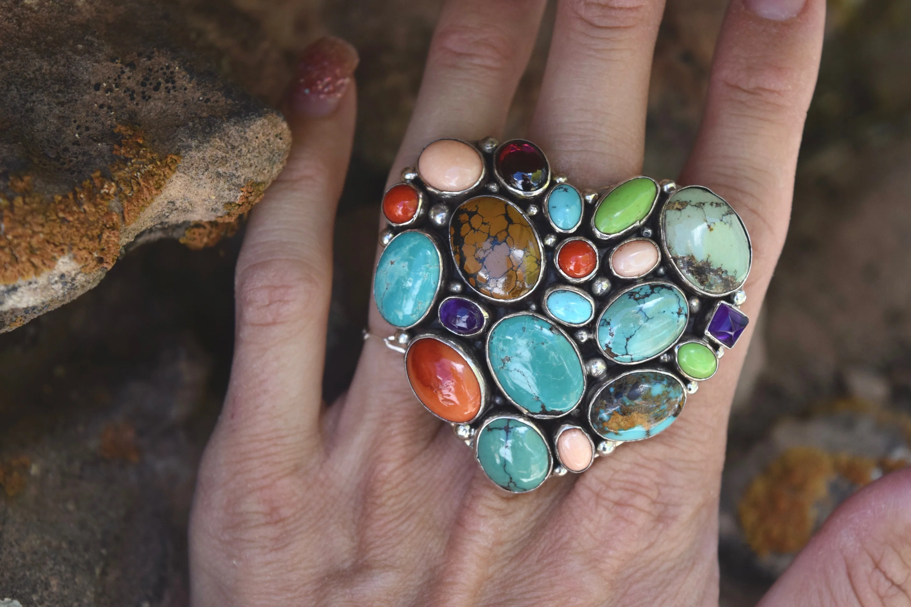 THE ACCEPTING HEART RING FROM THE RODGERS COLLECTION - Image 2