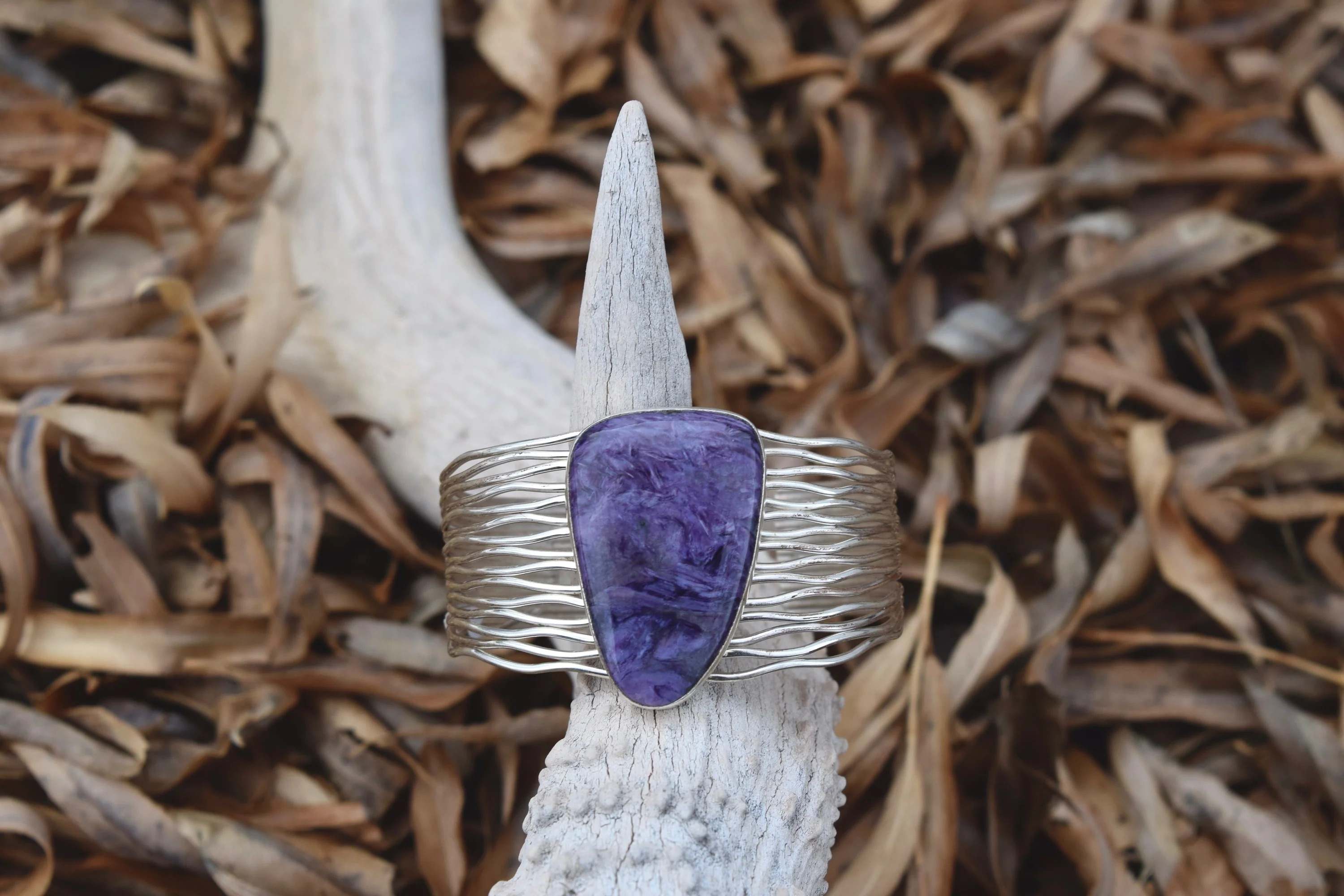 THE WEBBED CHARIOTE BRACELET FROM THE RODEGRS COLLECTION