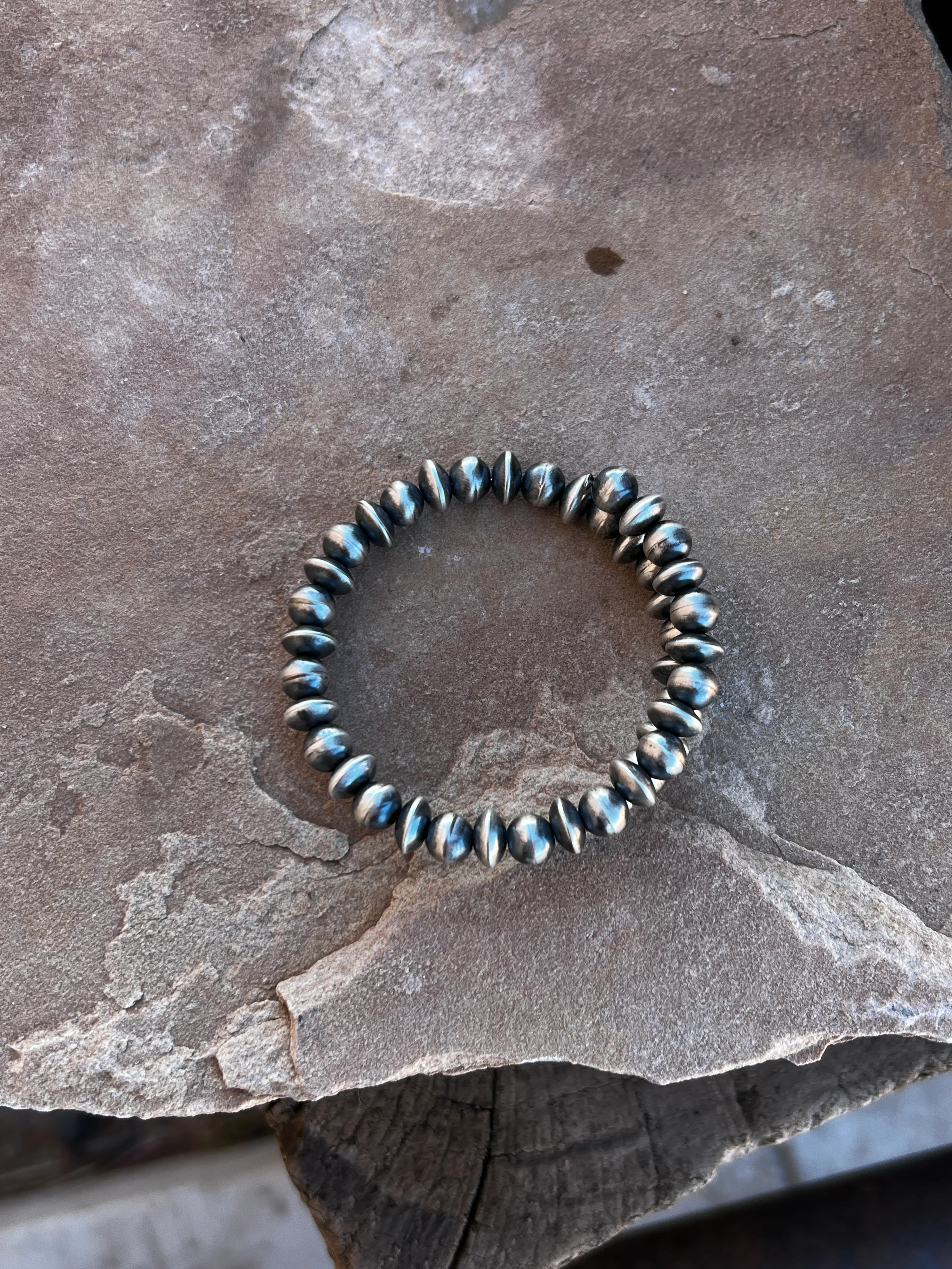 Treasures of the Southwest Navajo Pearl Bracelet - Image 3