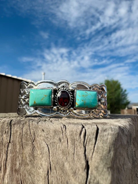 Turquoise and Garnet Scalloped Cuff - Image 2