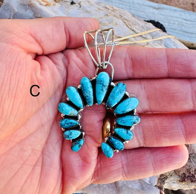 Turquoise Naja Cluster Pendant - Image 3