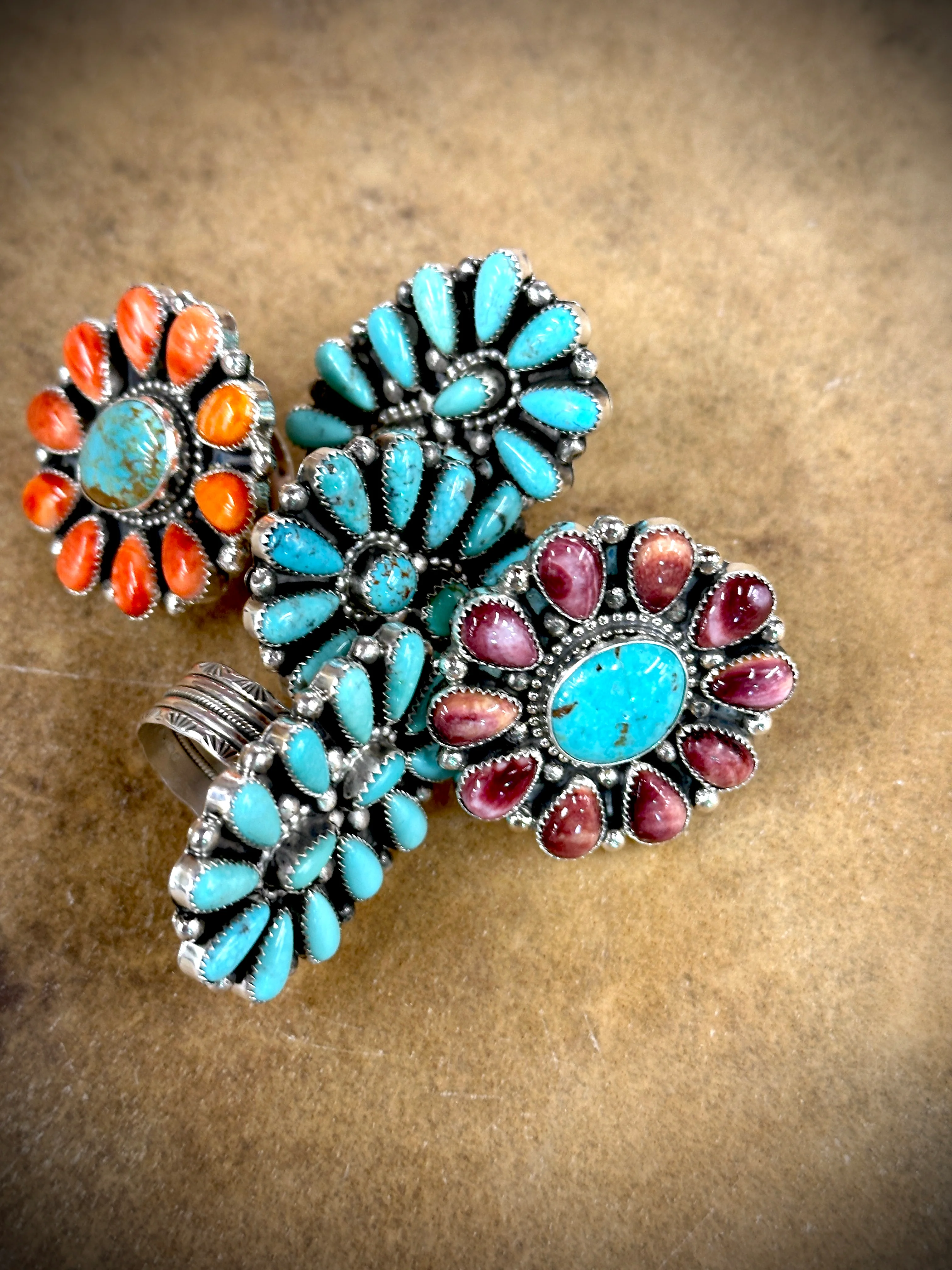 Turquoise Teardrop Cluster Ring - Image 7