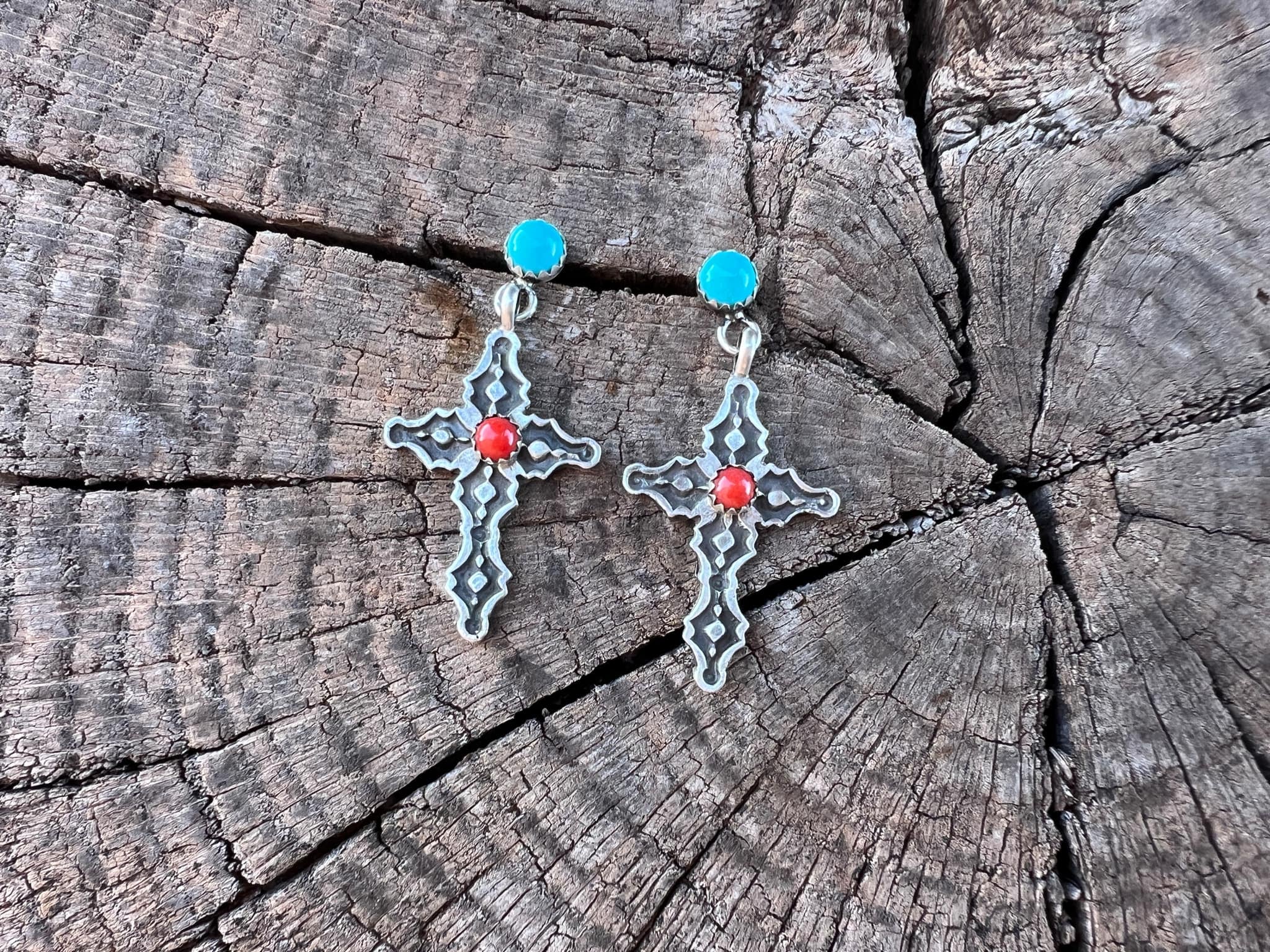 VINTAGE CROSS DANGLE EARRINGS - Image 2