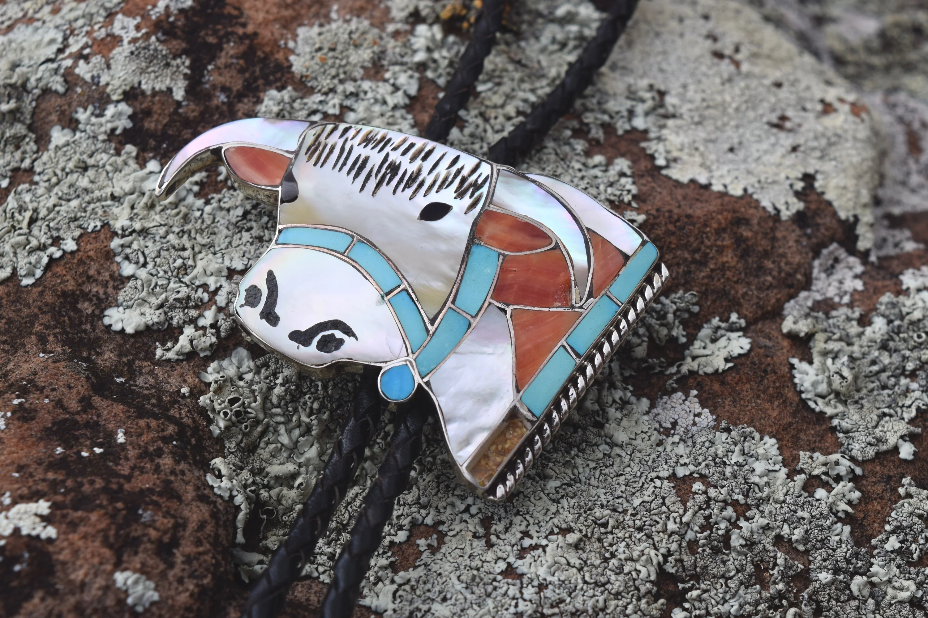 VINTAGE HEREFORD BOLO TIE - Image 2