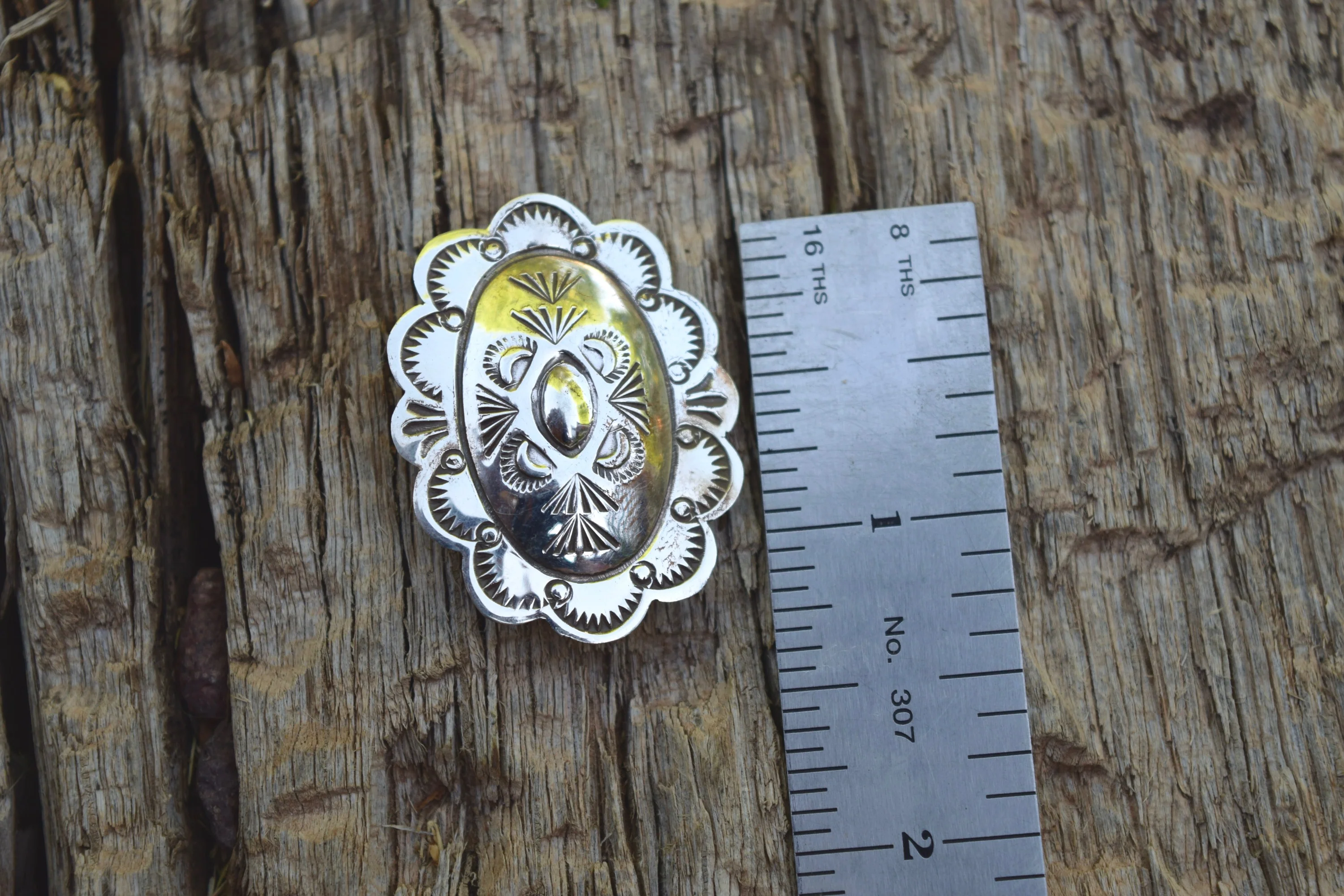 VINTAGE STAMPED CONCHO PINS FROM THE RODGERS COLLECTION - Image 3