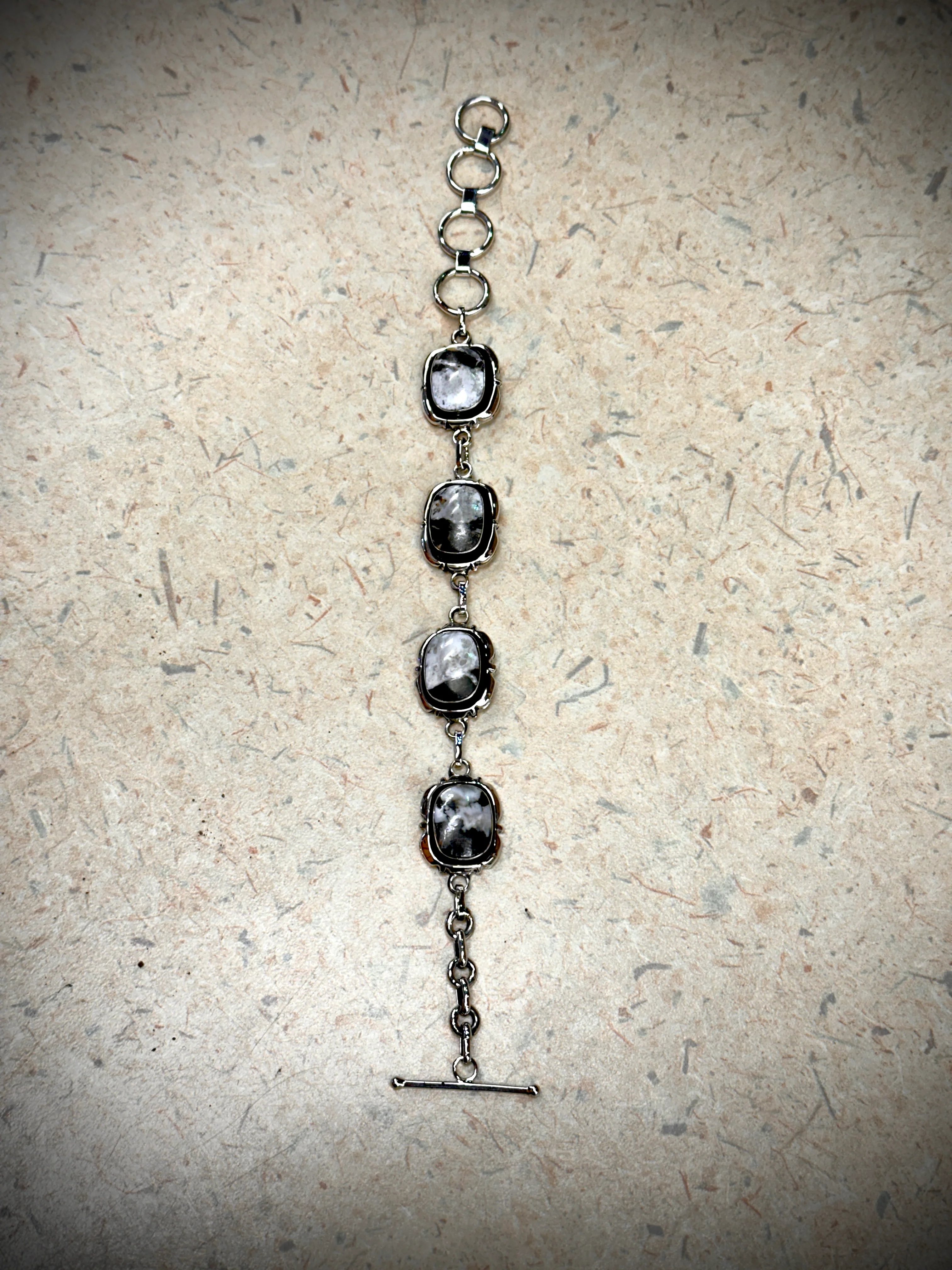 White Buffalo Link Bracelet - Image 5