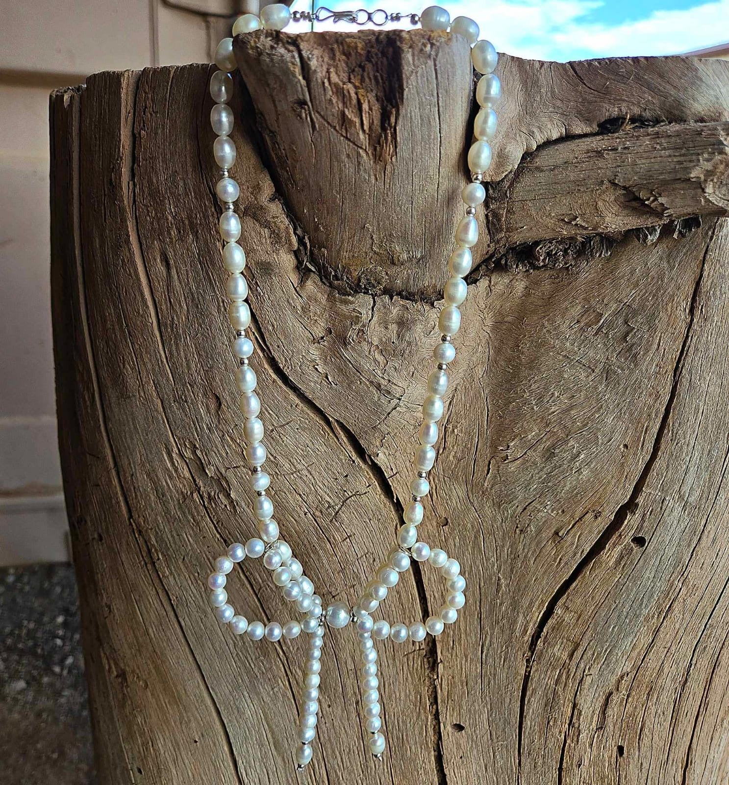 White Pearl Bow Tie Necklace - Image 3