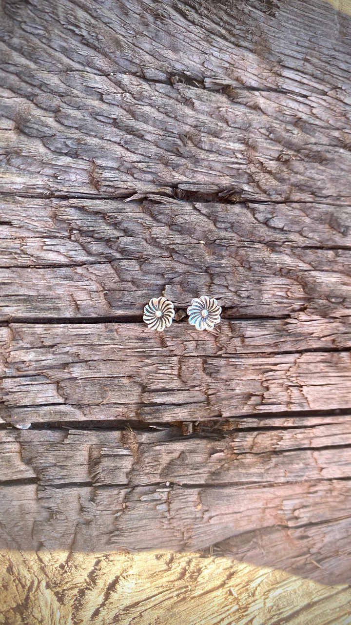 Wild Flower Silver Studs - Image 3