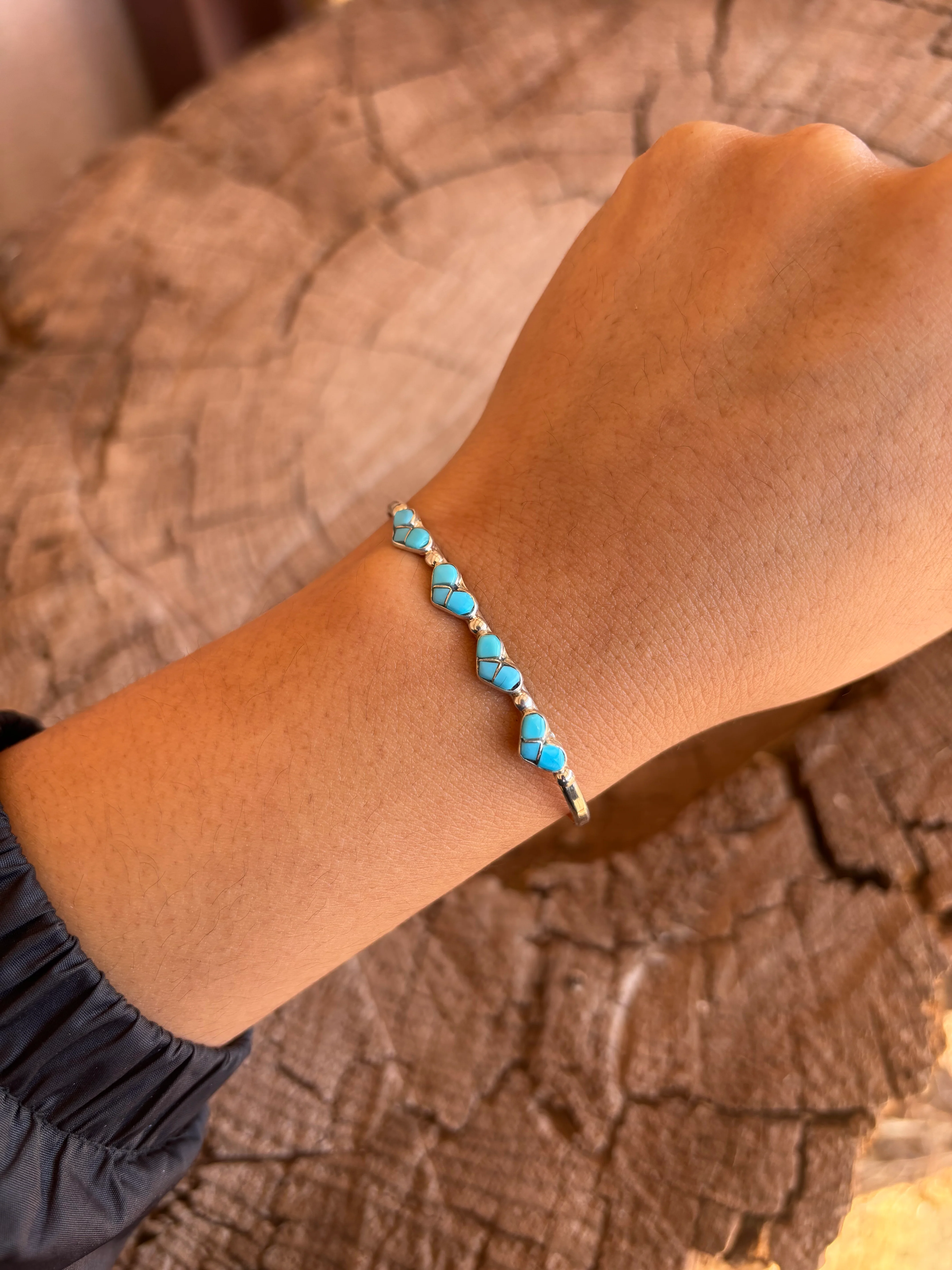 Zuni Heart Bracelet - Image 3